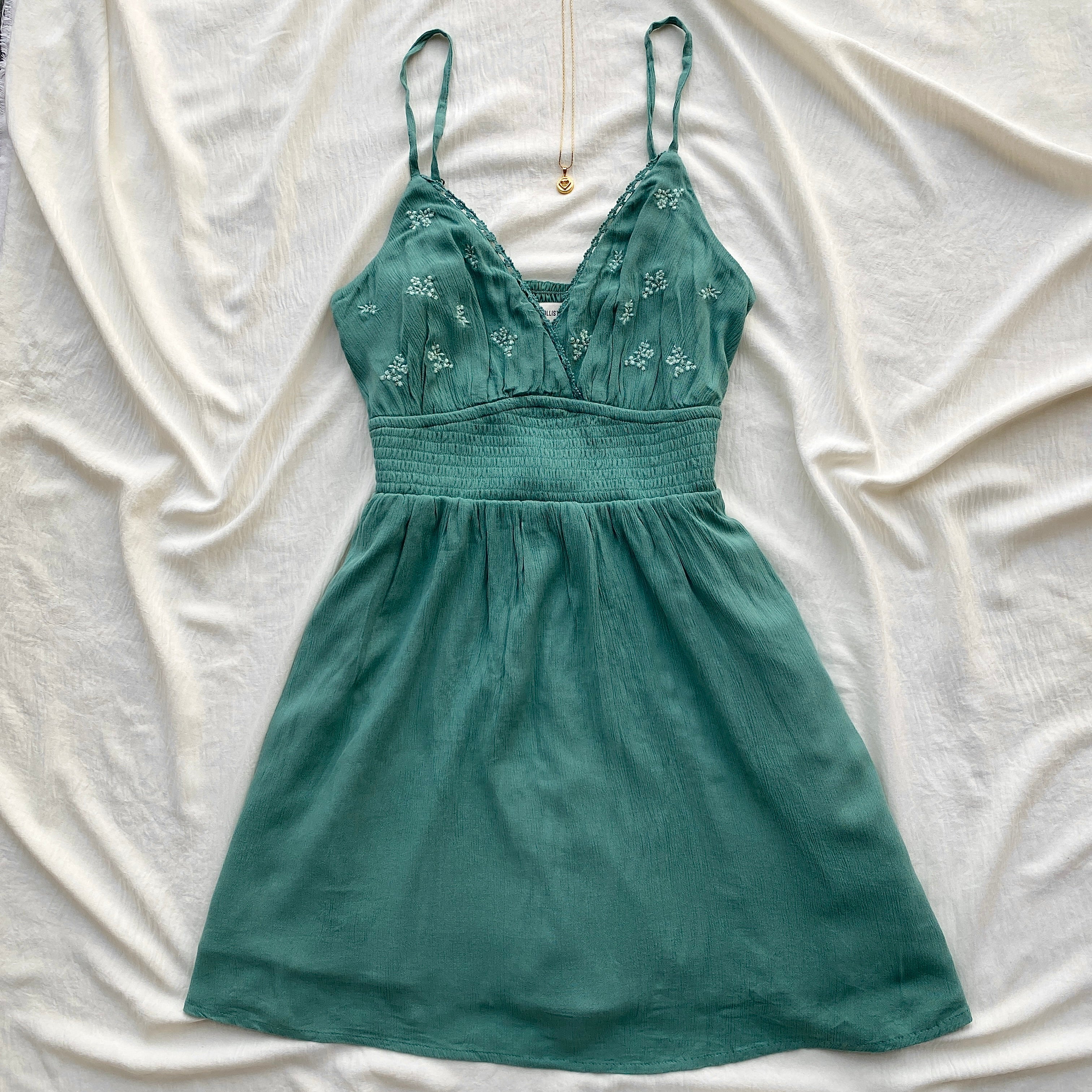 TEAL EMBROIDERED DRESS FROM HOLLISTER (Bust : 34-36, Upper Waist : 26-34
