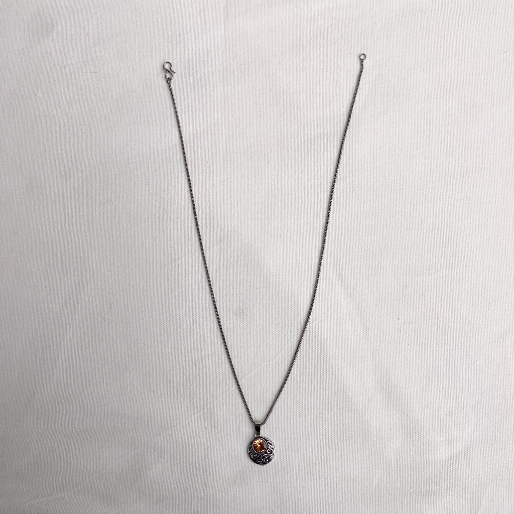 EARRINGS AND NECKLACE SET