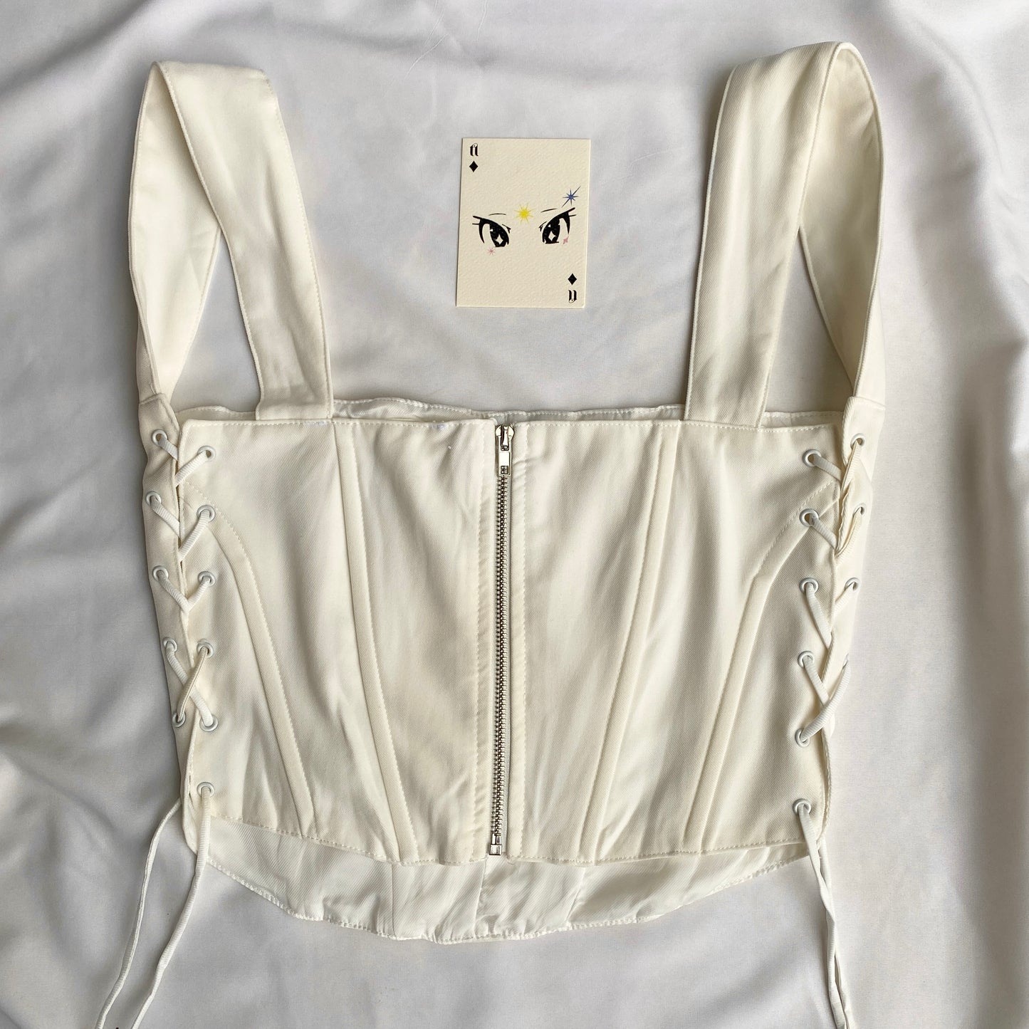 WHITE CORSET WITH ADJUSTABLE SIDES (Bust : 30-34, Upper Waist : 24-26)