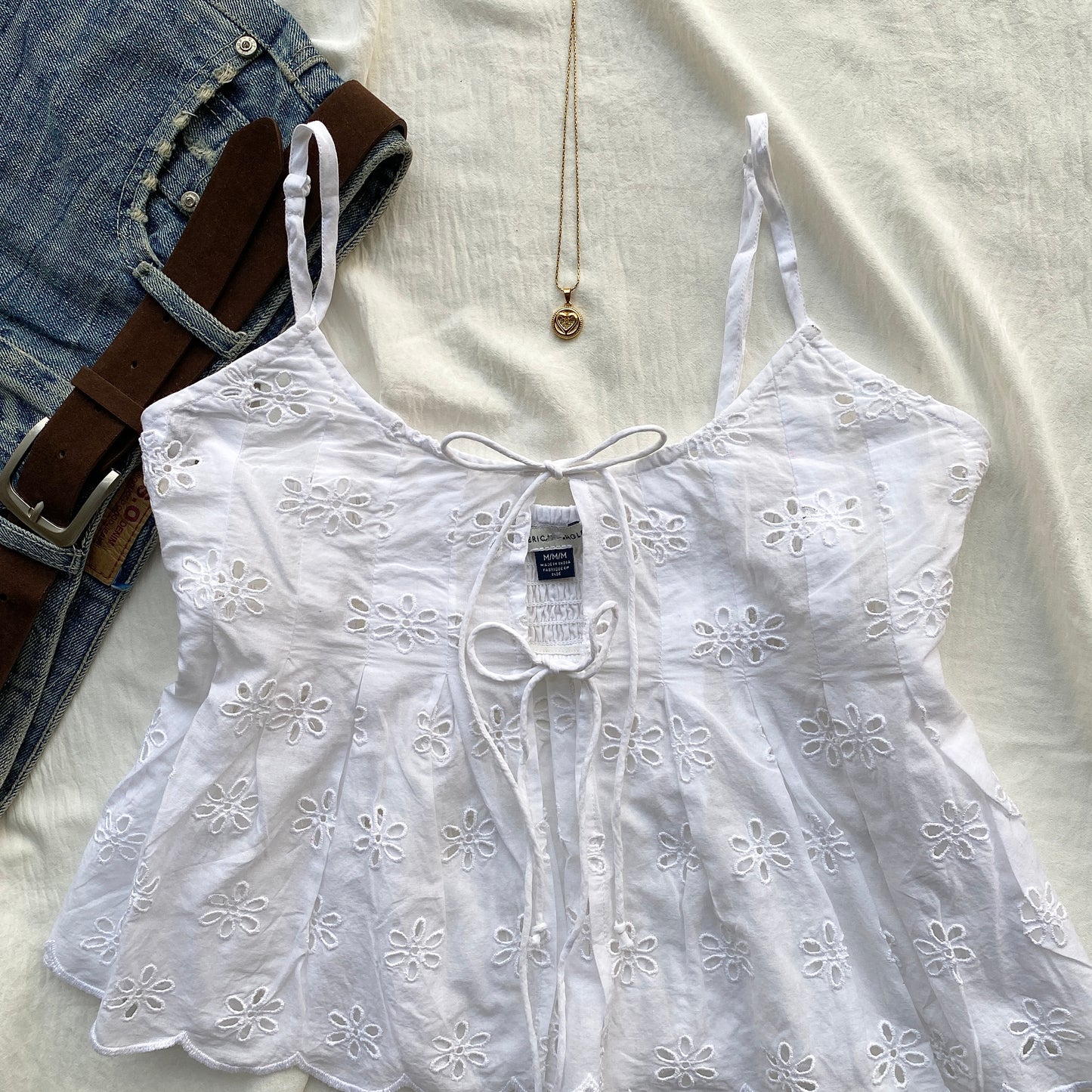 WHITE EYELET TOP (Bust : 34-36, Upper Waist : Free)