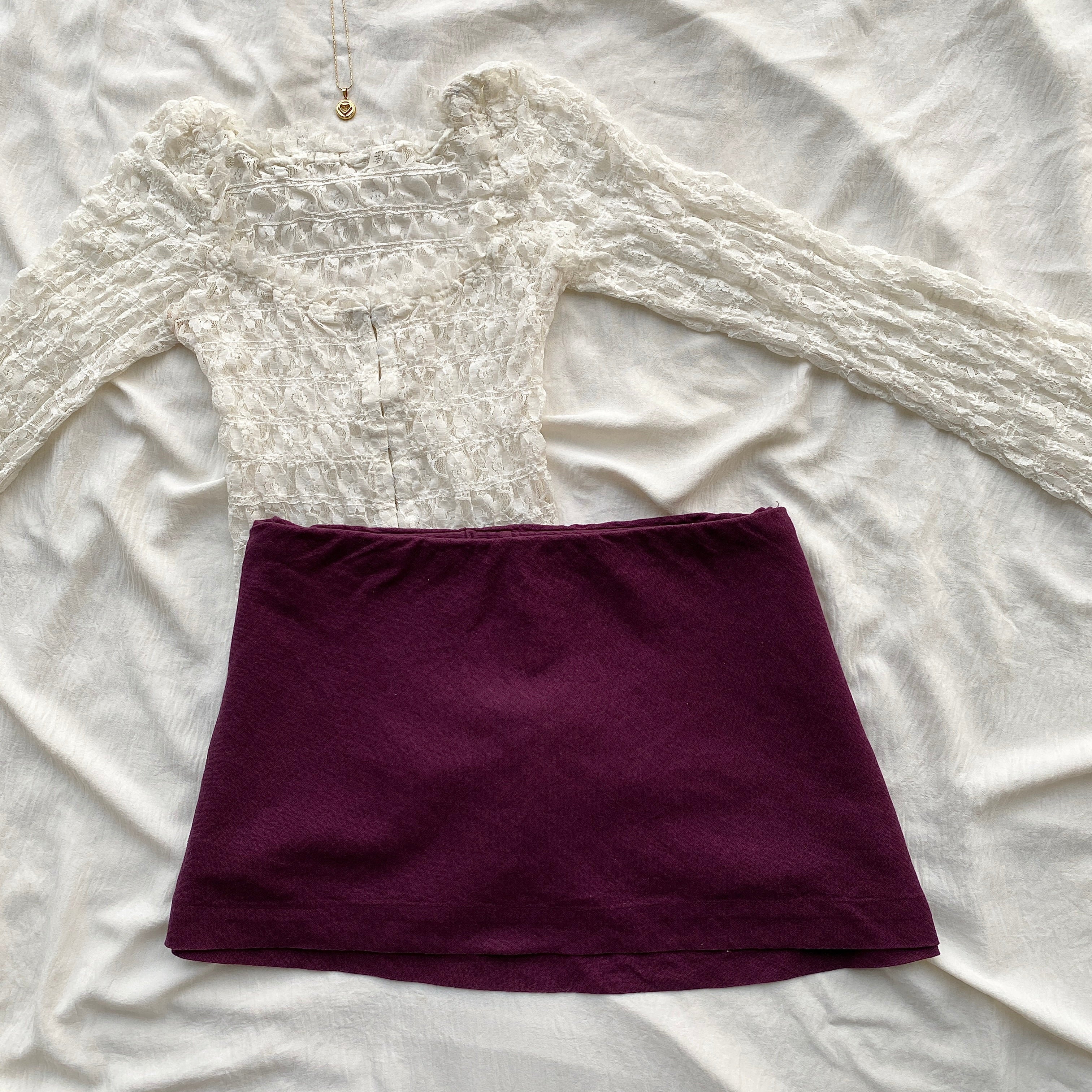 PURPLE MINI SKIRT FROM FREE PEOPLE (Waist : 32-36)