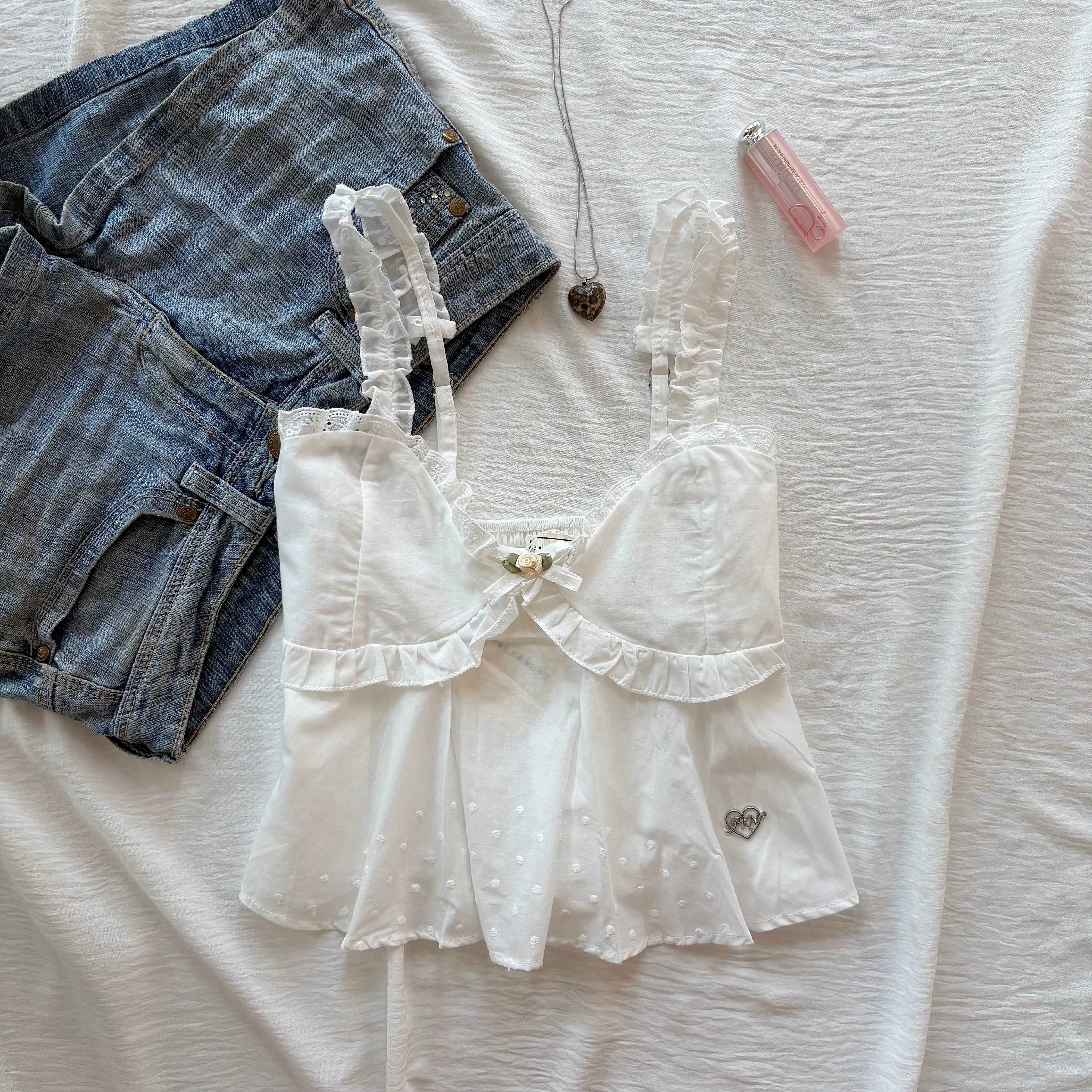 ROSE TOP IN WHITE (Bust : 28-32, Upper Waist : 24-28)