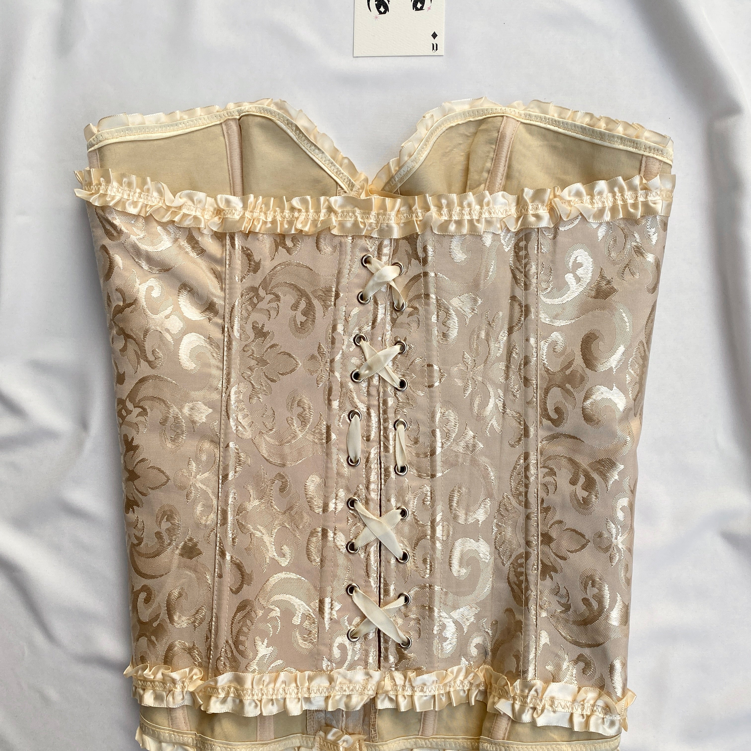 BEIGE CORSET (Bust : 36-40, Upper Waist : 32-36)
