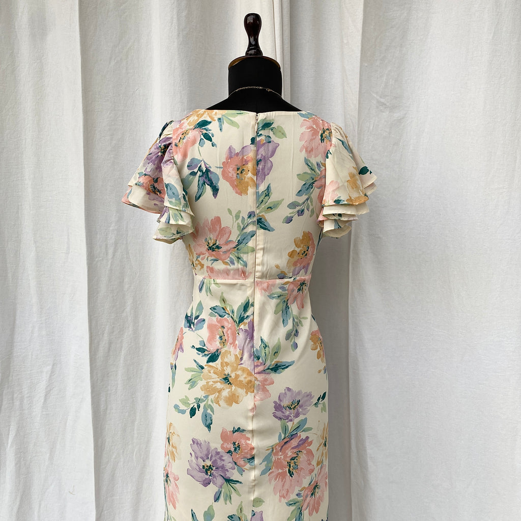 FLORAL MAXI DRESS FROM ABERCROMBIE AND FITCH (Bust : 30-32, Upper Waist : 24-28)