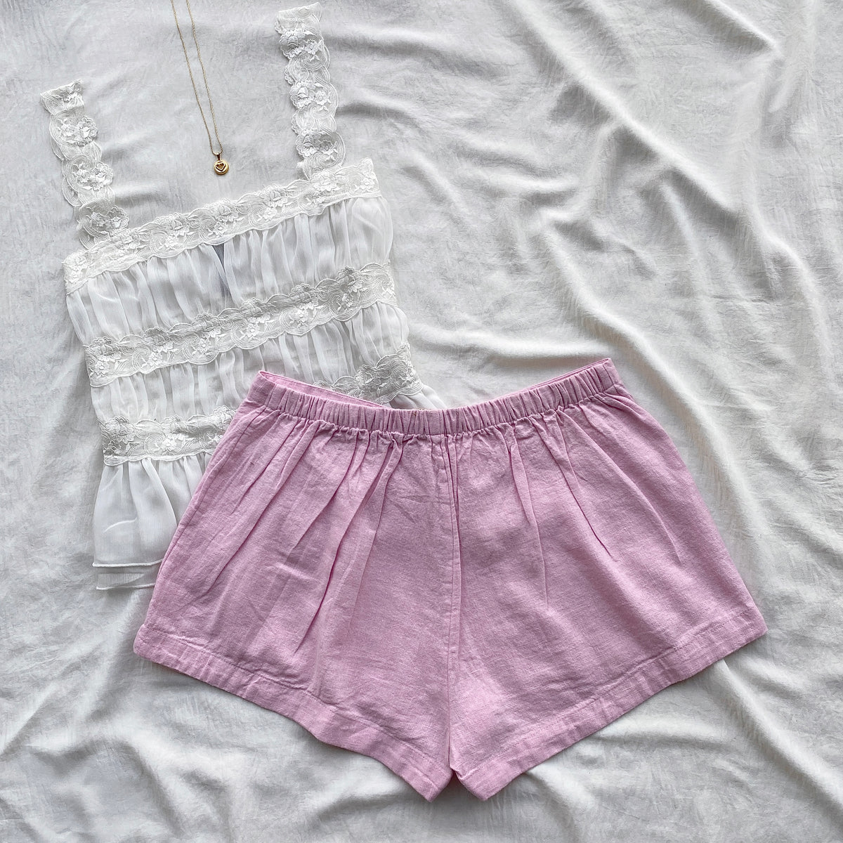 PINK MINI SHORTS FROM FREE PEOPLE (S)