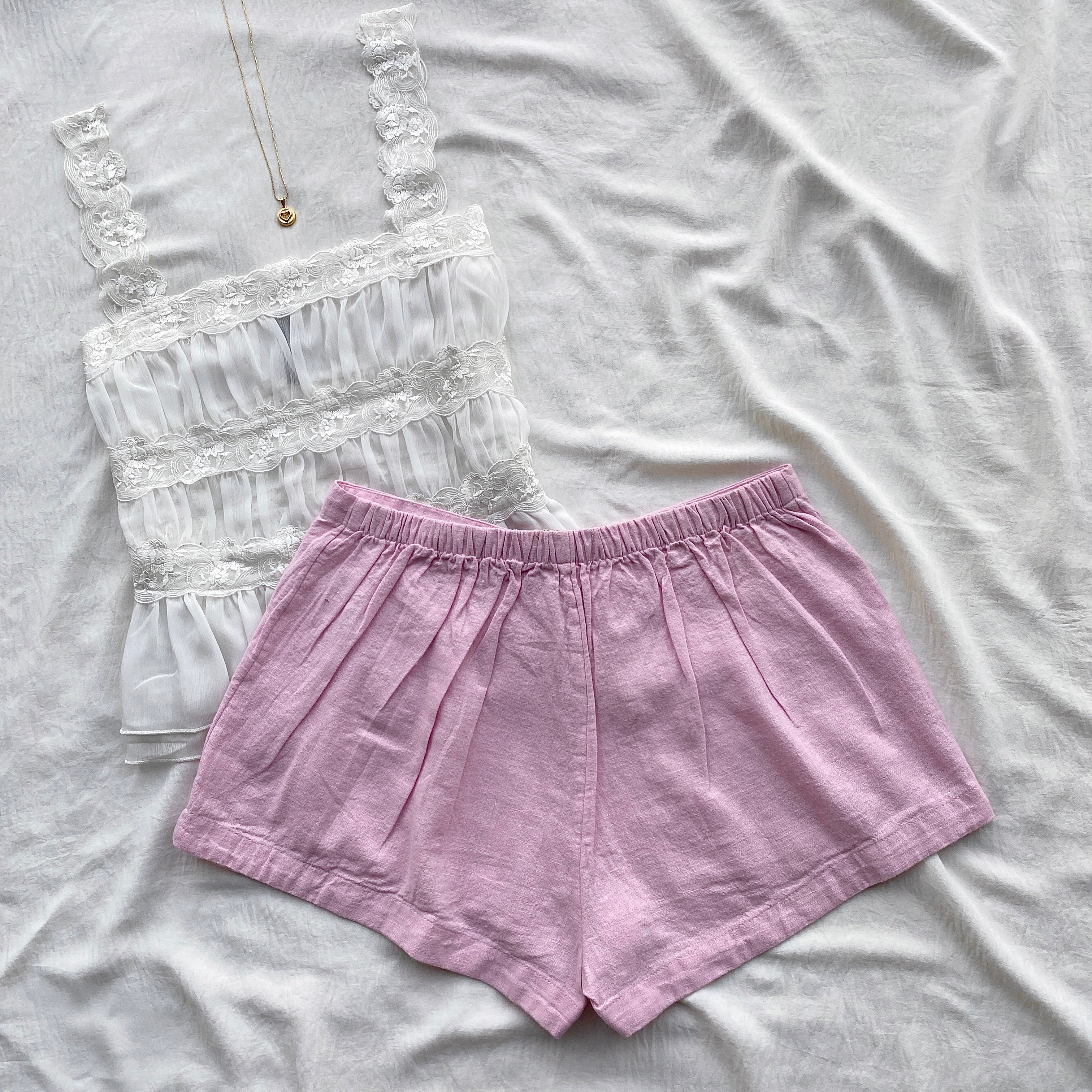 PINK MINI SHORTS FROM FREE PEOPLE (S)