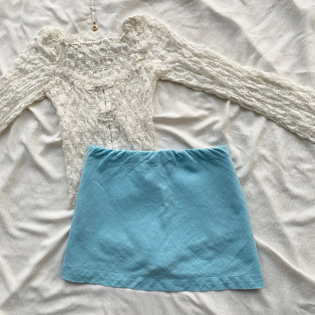 BLUE LINEN SKIRT FROM FREE PEOPLE (Waist : 28-32)