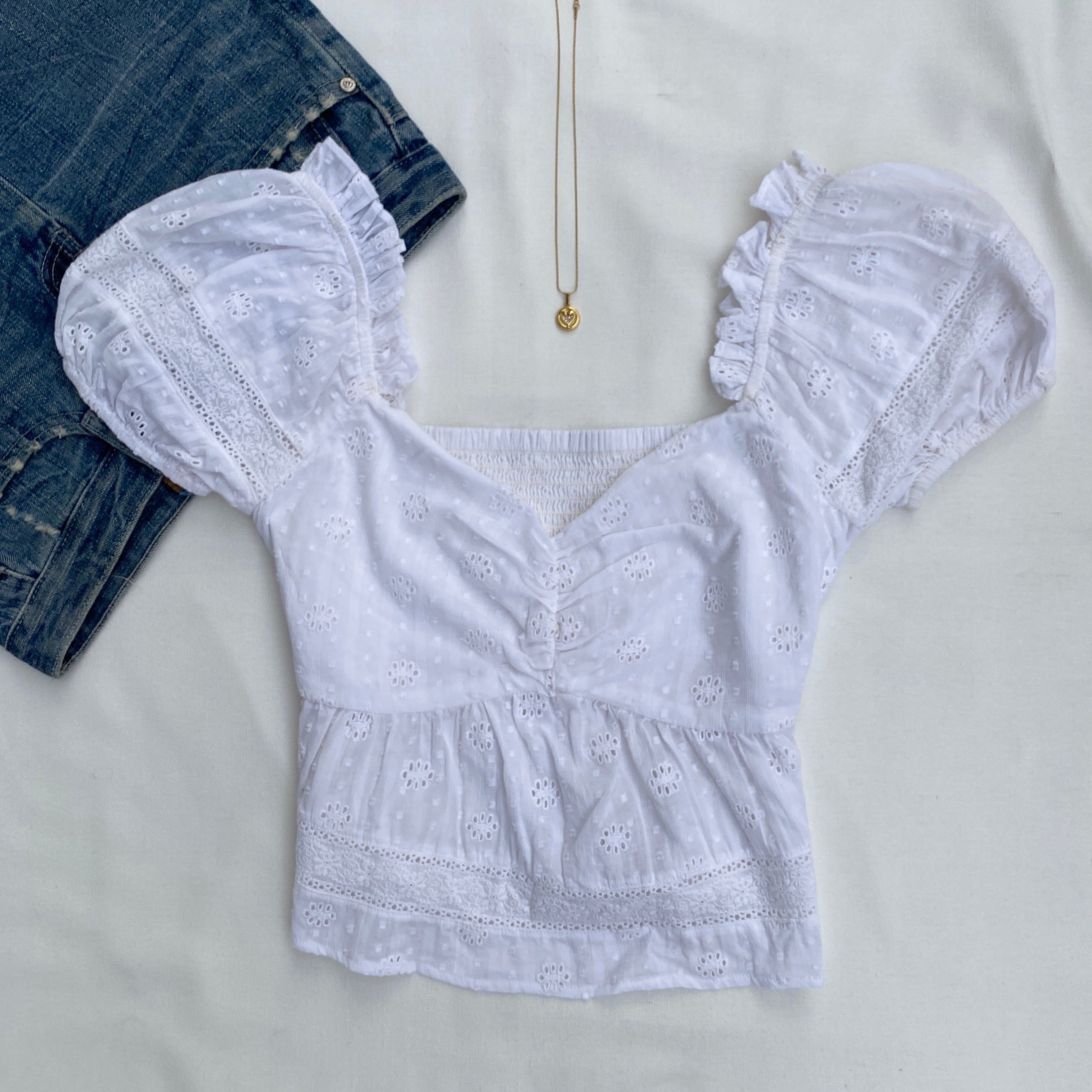 WHITE EYELET TOP (Bust : 30-34, Upper Waist : 26-30)