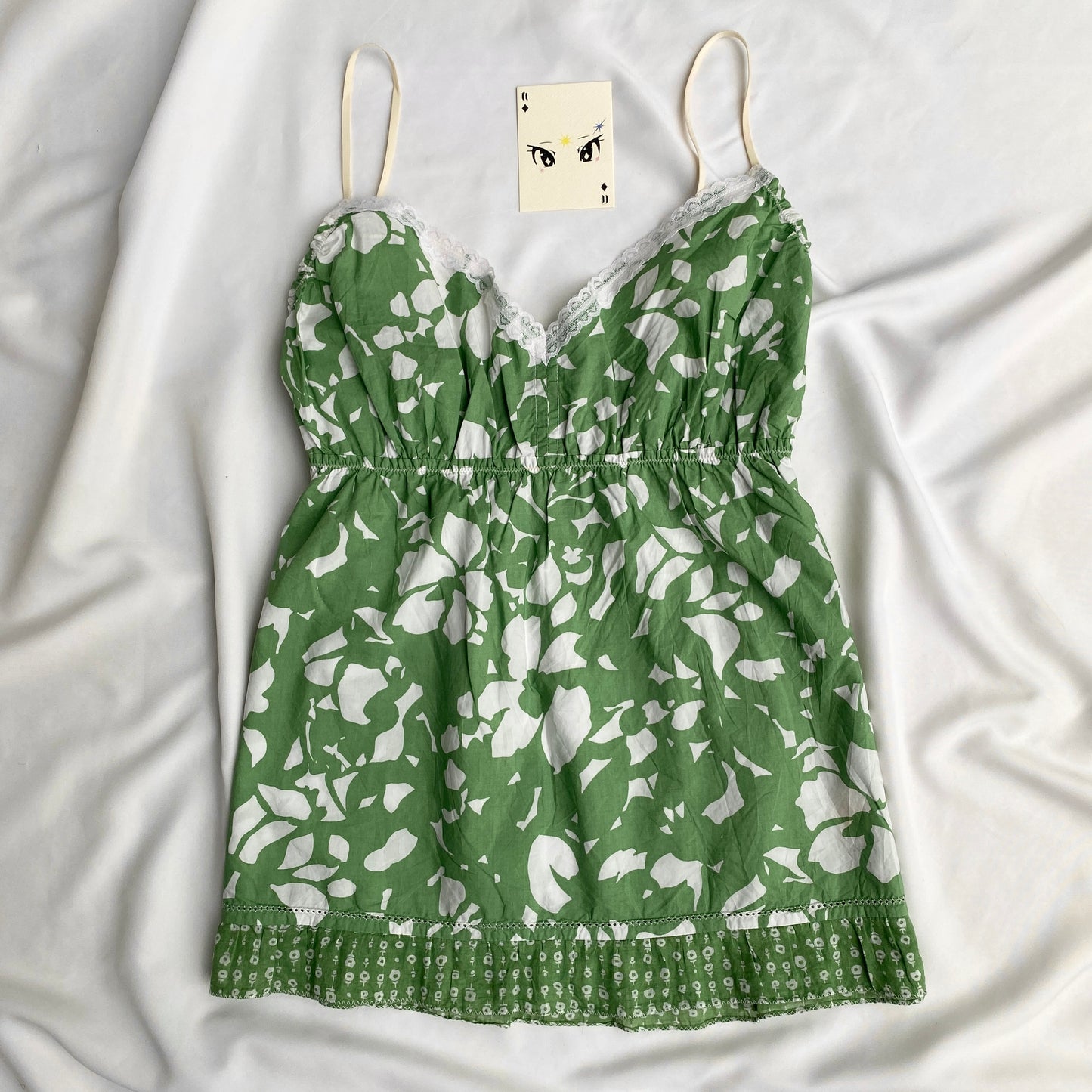 GREEN TOP FROM AMERICAN EAGLE (Bust : 36-40, Upper Waist : 30-40)