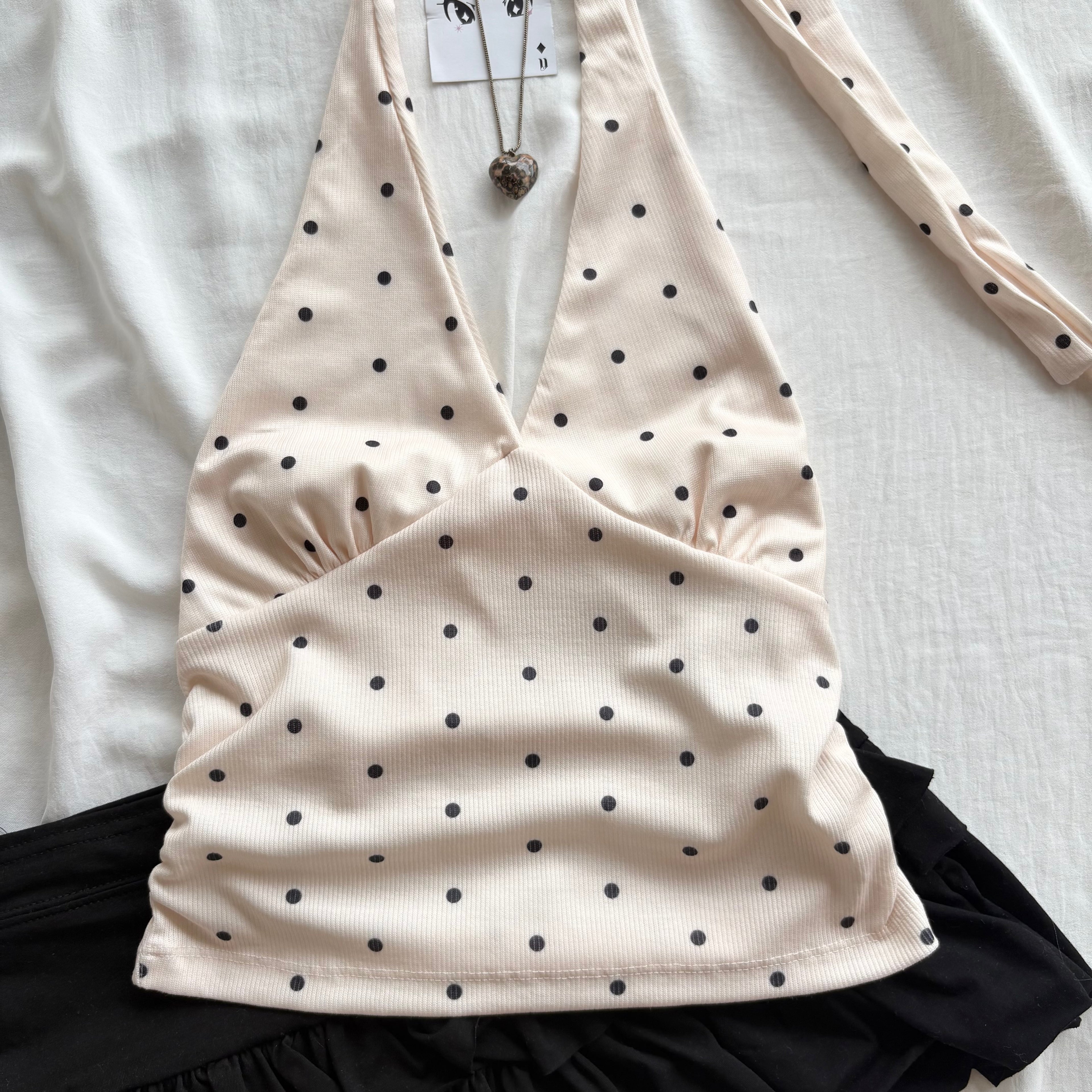 PEACH HALTER TOP (Bust : 28-34, Upper Waist : 24-28)