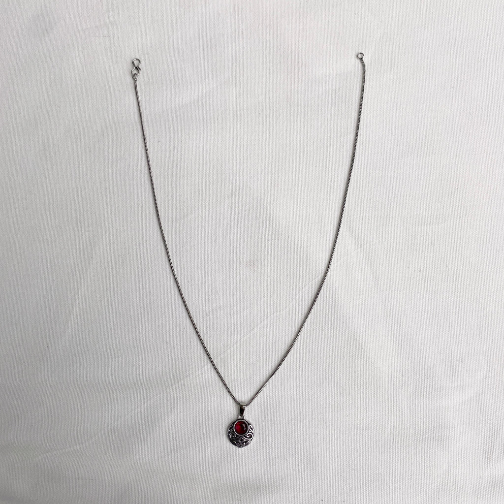 EARRINGS AND NECKLACE SET