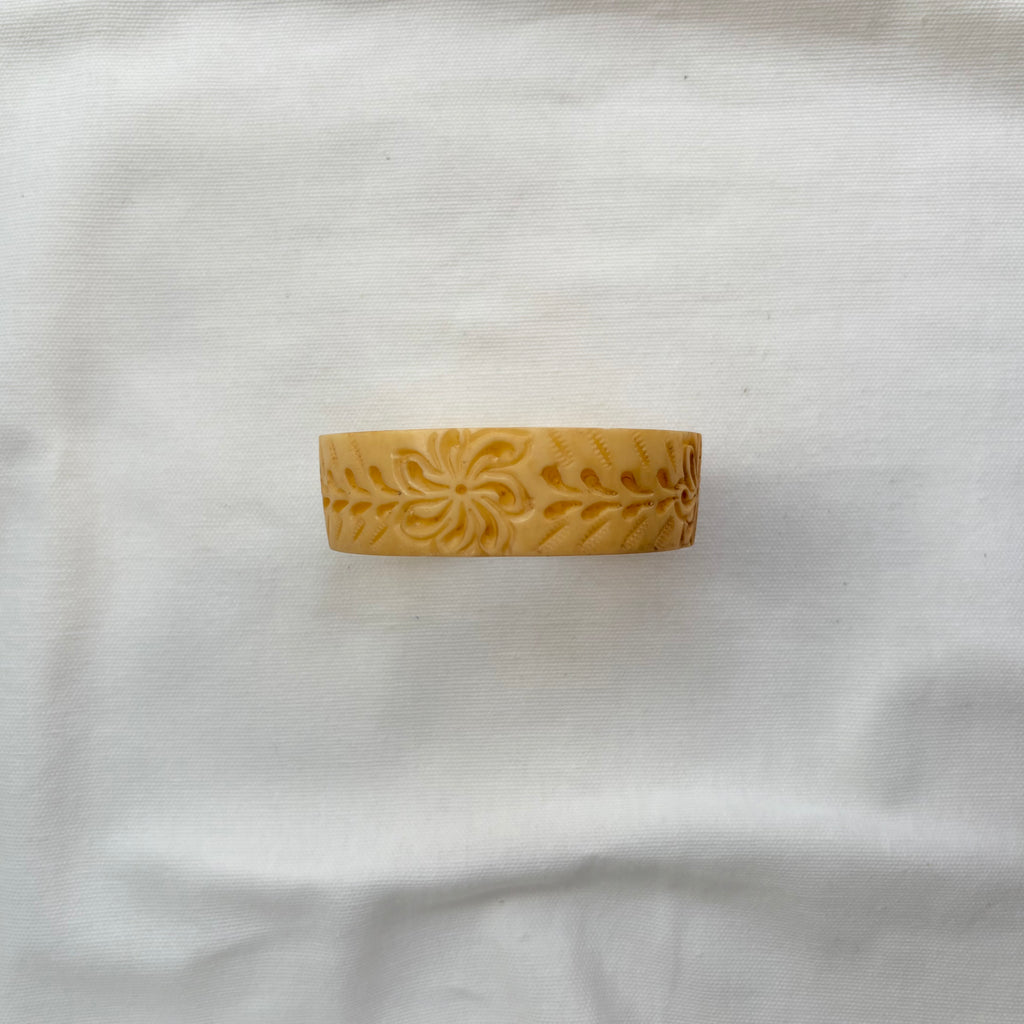 ENGRAVED BRACLET