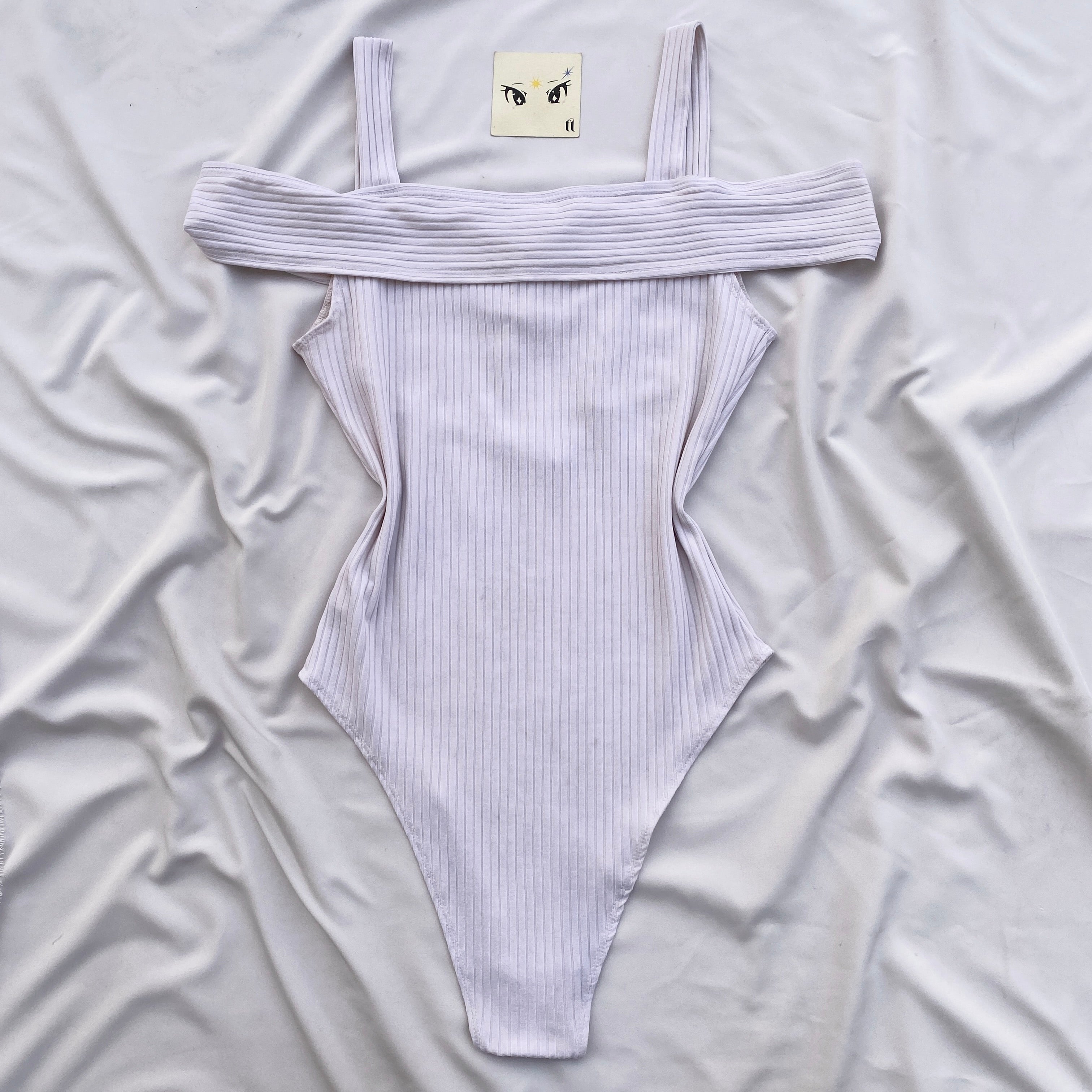 WHITE OFF SHOULDER BODYSUIT (Bust : 30-34, Upper Waist : 26-34)