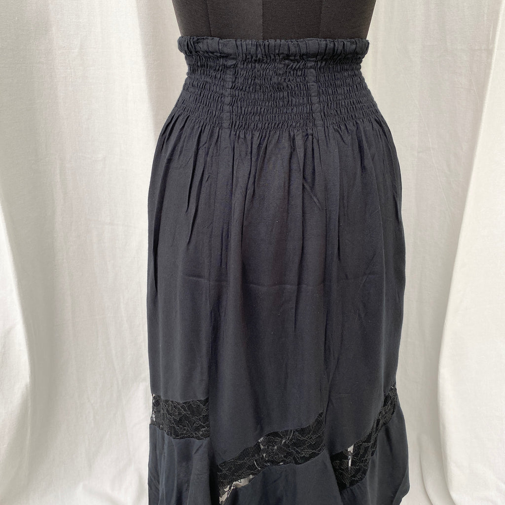 BLACK BOHO SKIRT (Waist : 34-40)