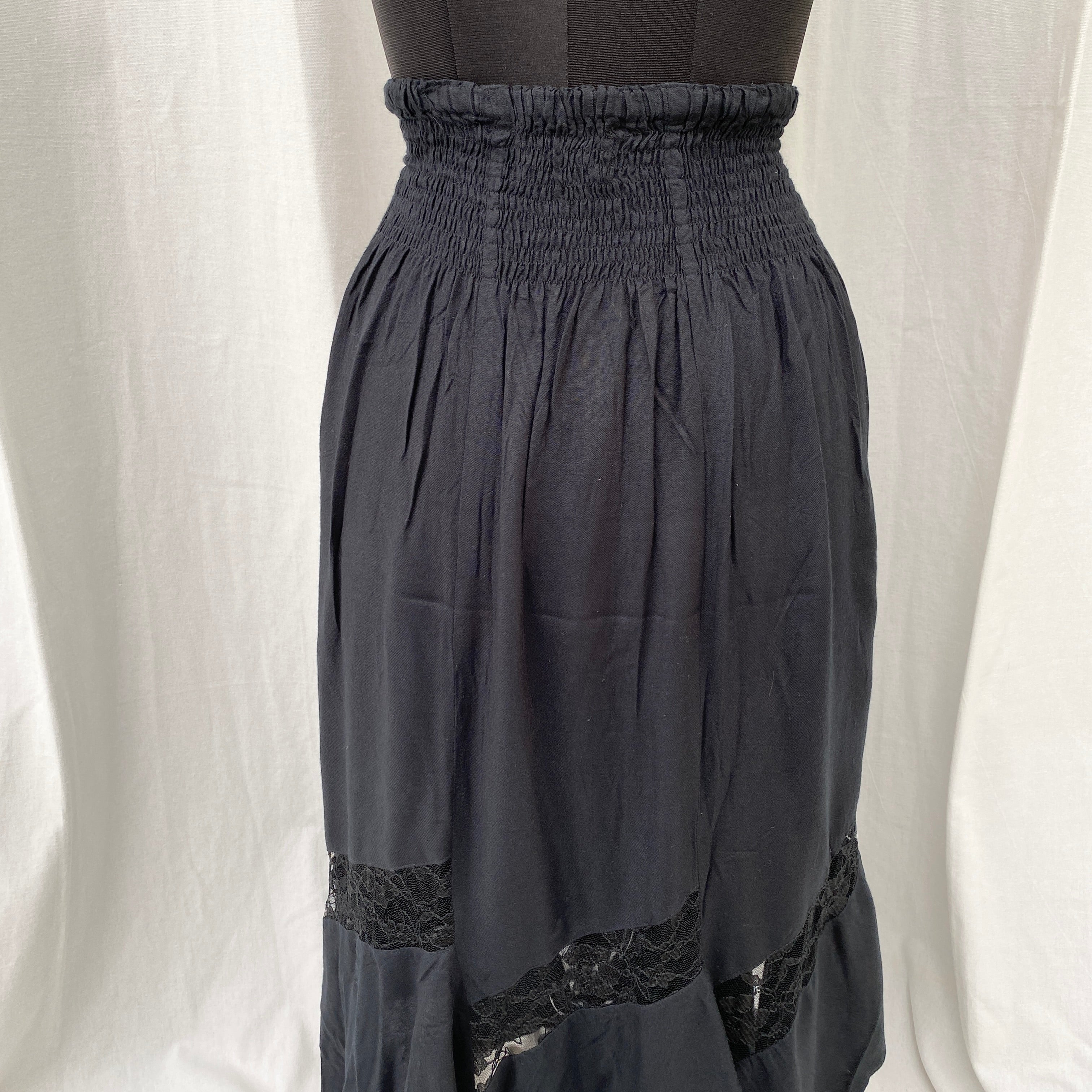 BLACK BOHO SKIRT (Waist : 34-40)