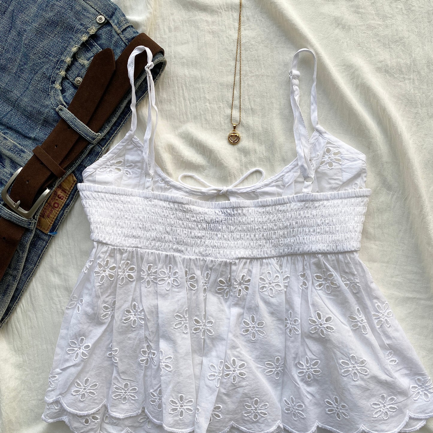 WHITE EYELET TOP (Bust : 34-36, Upper Waist : Free)