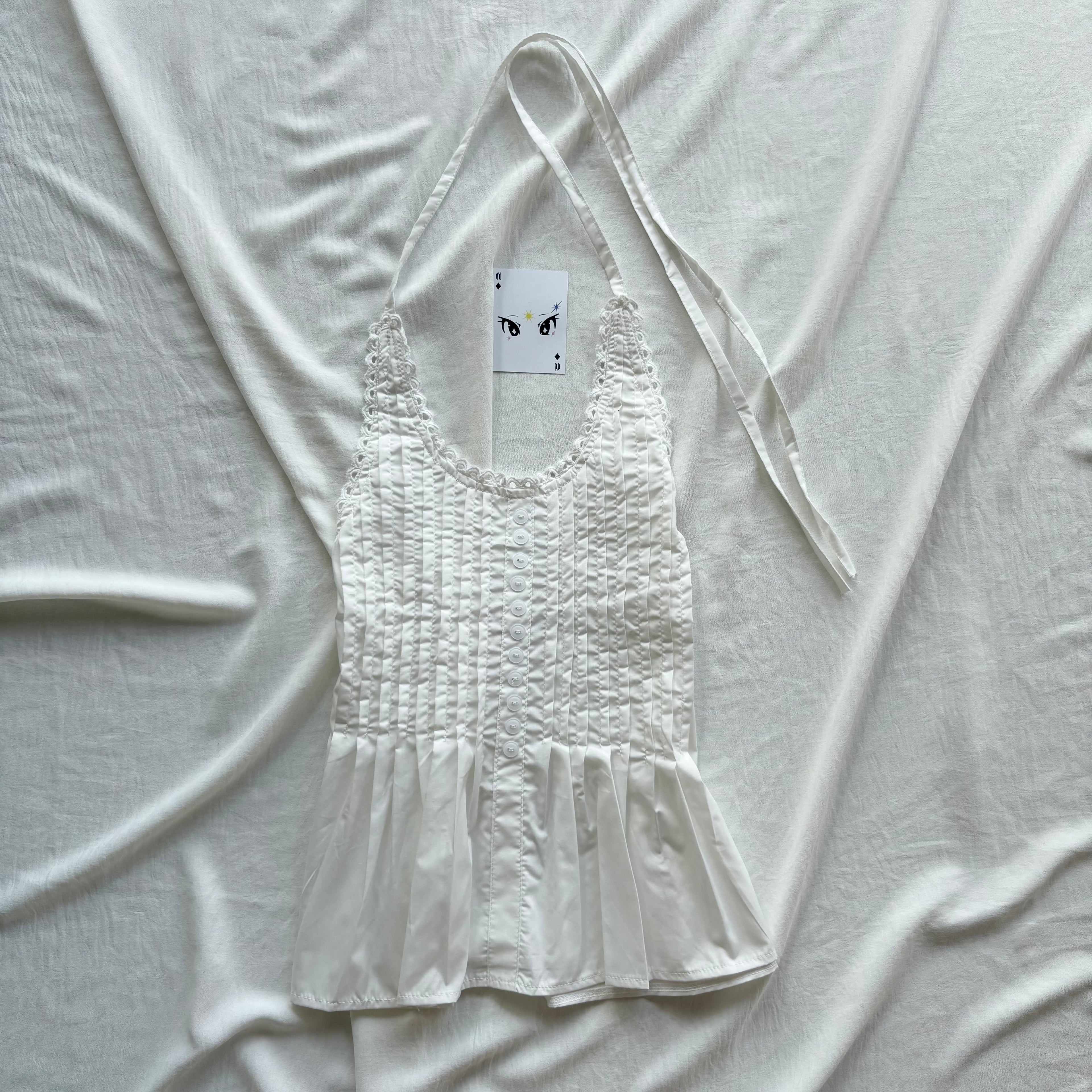 WHITE HALTER TOP  (Bust : 30-34, Upper Waist : 24-28)