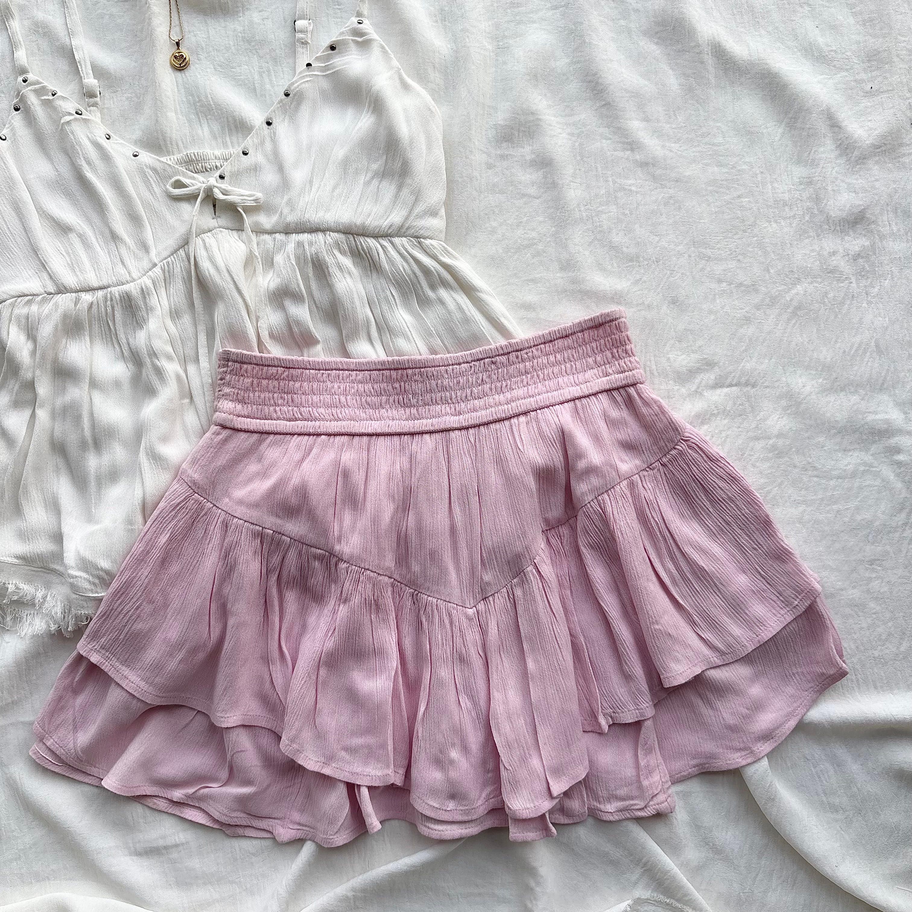 RUFFLE SKORT IN PINK FROM HOLLISTER (Waist : 24-28)