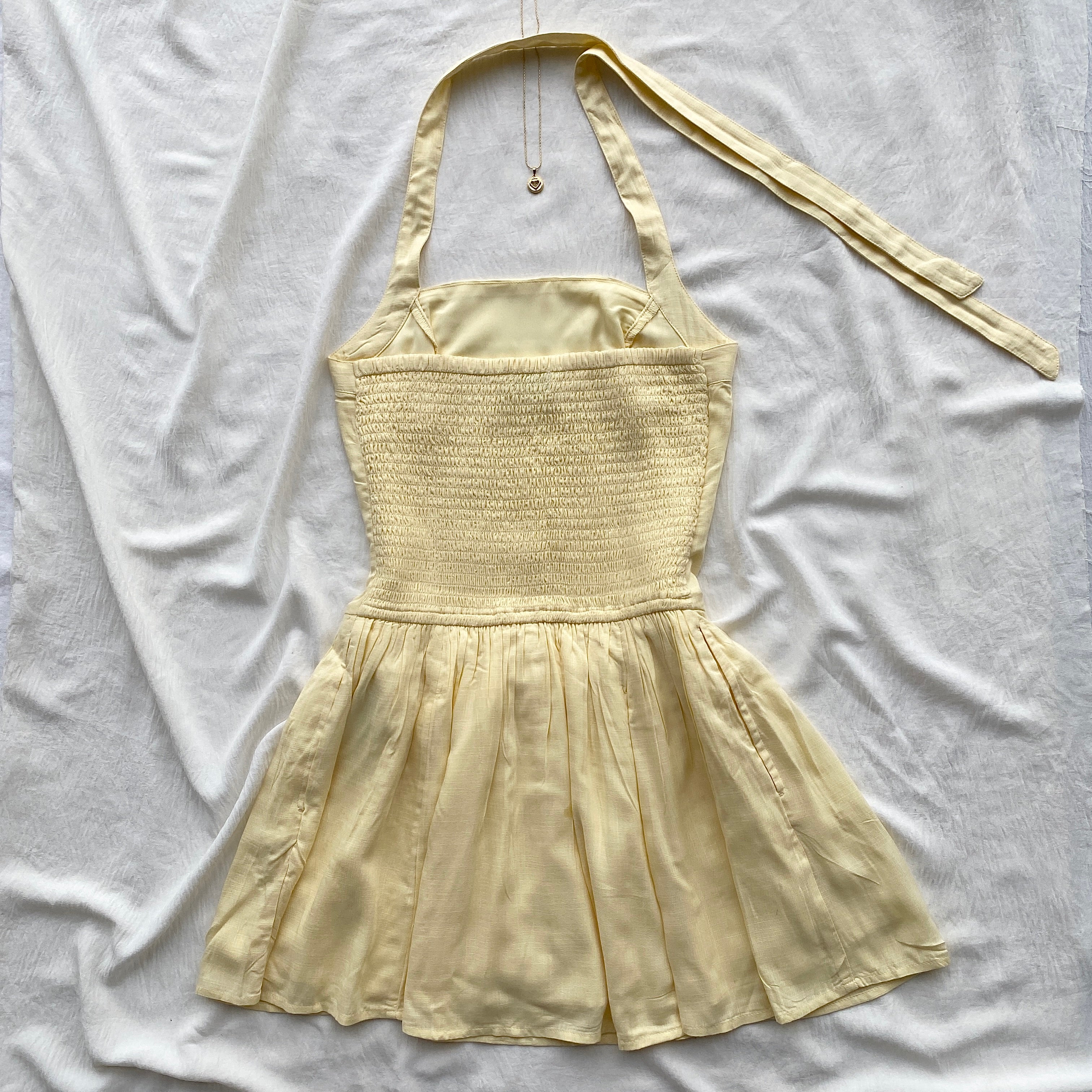 YELLOW HALTER DRESS FROM HOLLISTER (Bust : 30-34, Upper Waist : 26-30)