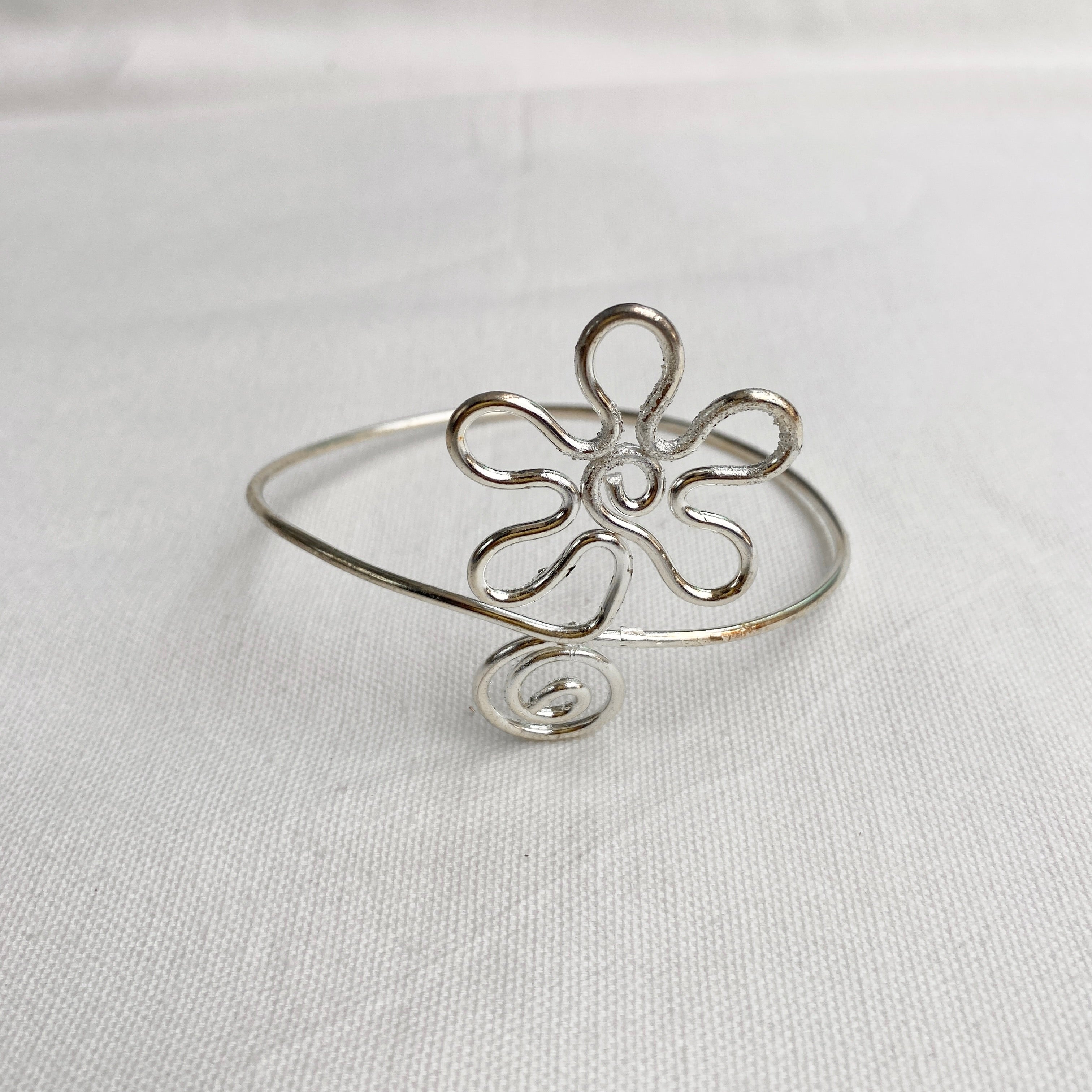 SPIRAL ARMLET