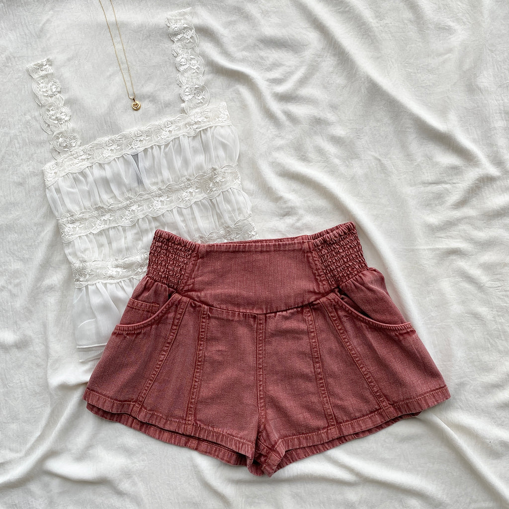 DENIM SHORTS FROM FREE PEOPLE (XS)