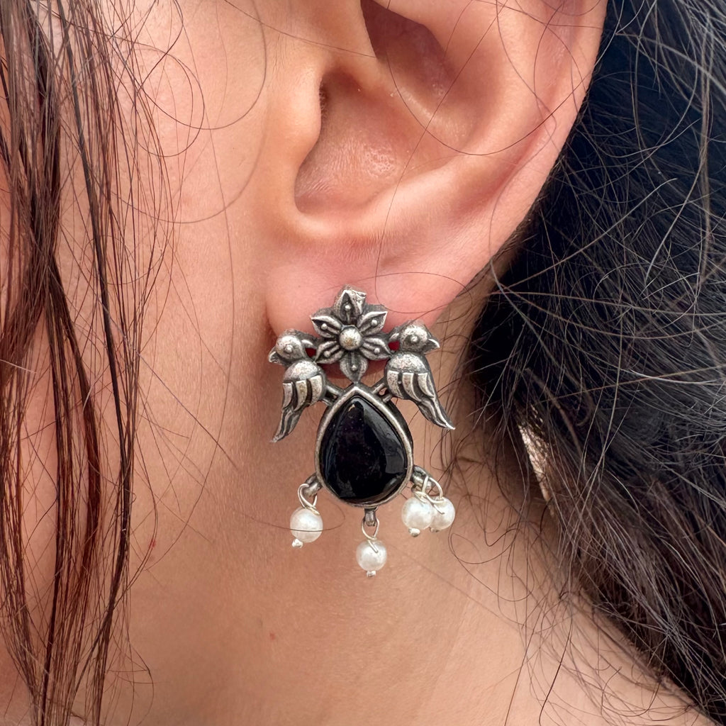 BIRD EARRING WITH STONE