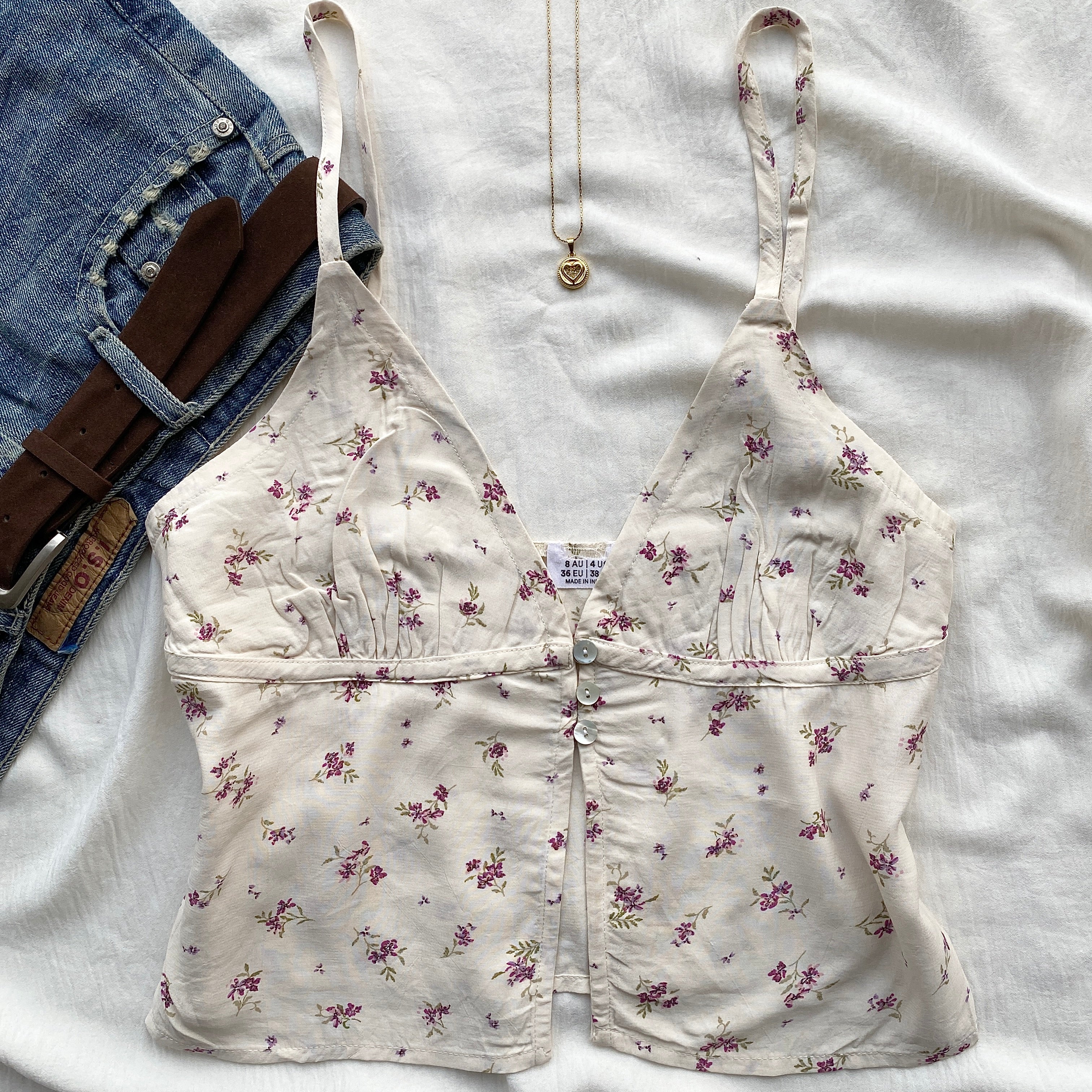 DISTY FLORAL TOP (Bust : 32-34, Upper Waist : 26-32)