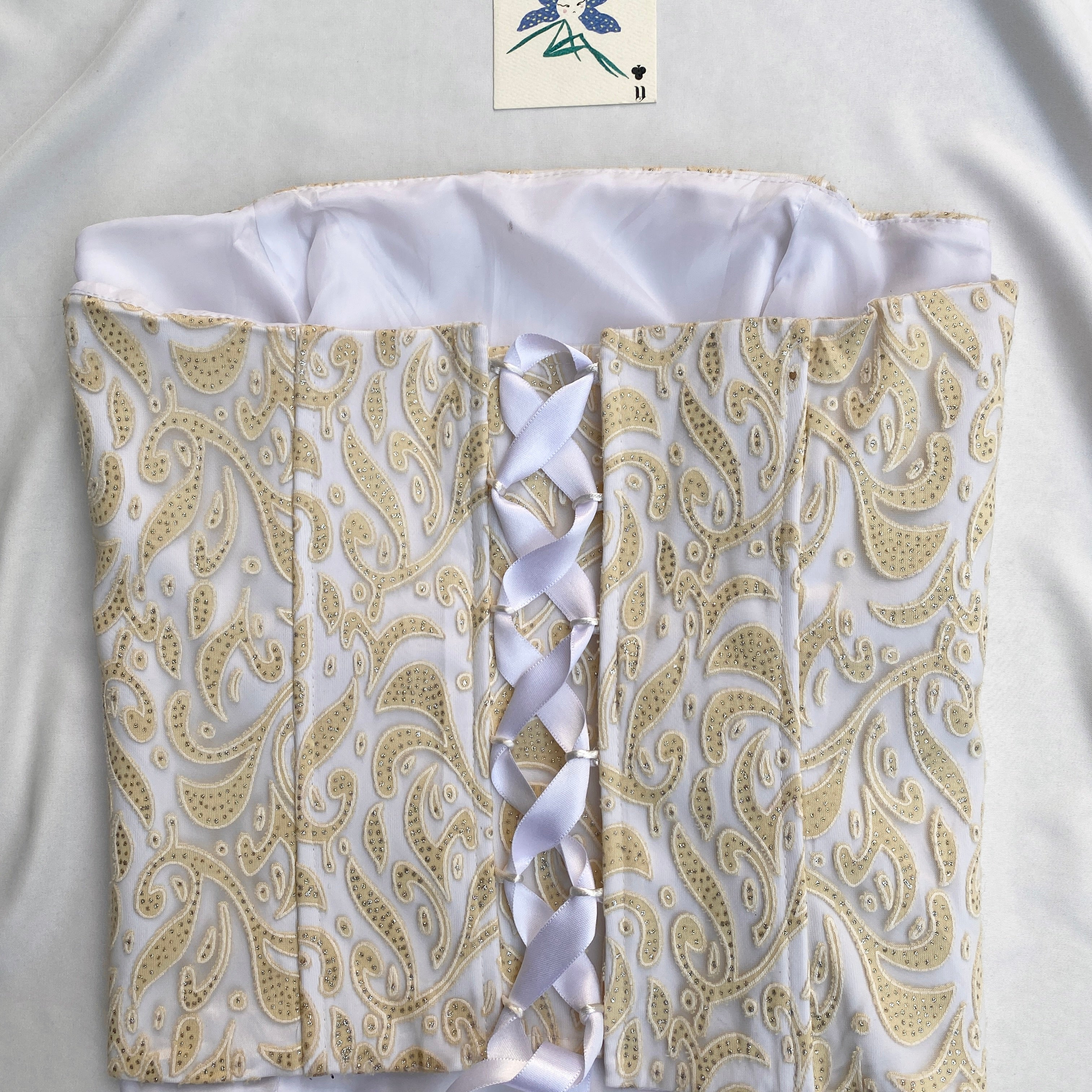 BEIGE CORSET (Bust : 34-36, Upper Waist : 30-34)