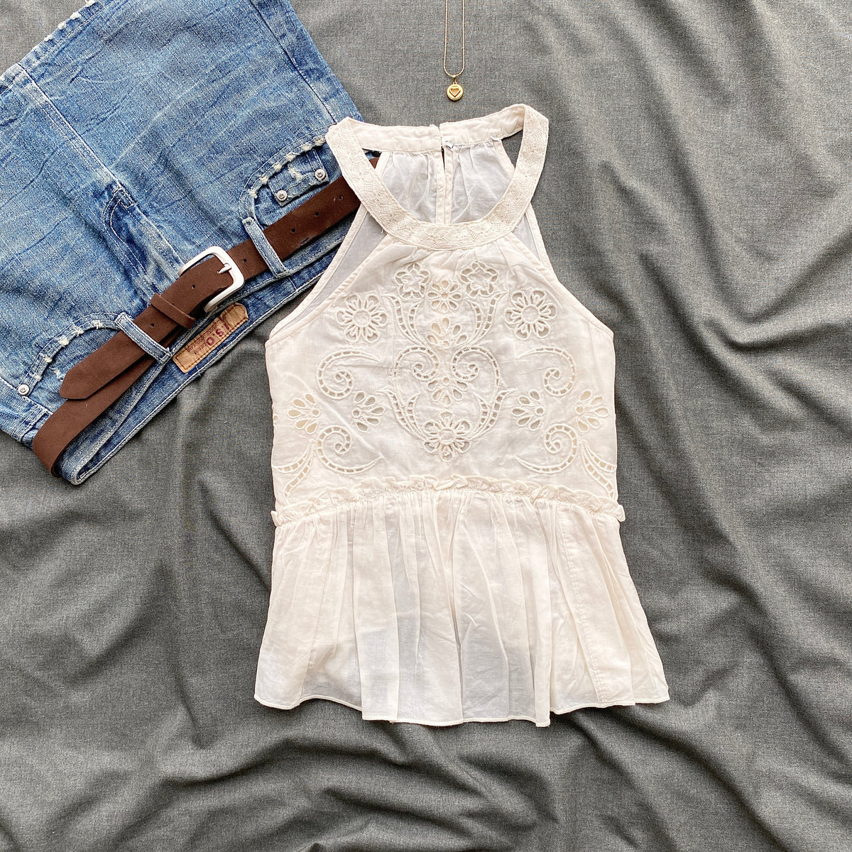EYELET TOP FROM AMERICAN EAGLE (Two sizes)