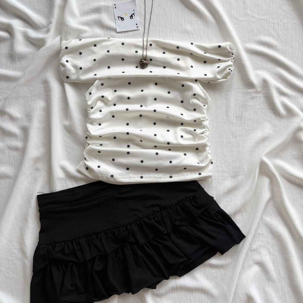 WHITE OFF SHOULDER TOP (Bust : 28-32, Upper Waist : 22-28)