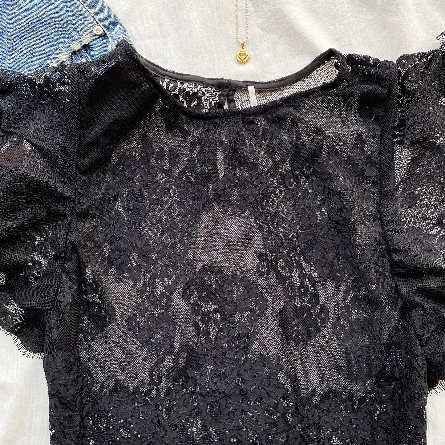BLACK LACE TOP FROM FREE PEOPLE (Bust : 32-34, Upper Waist : 26-32)