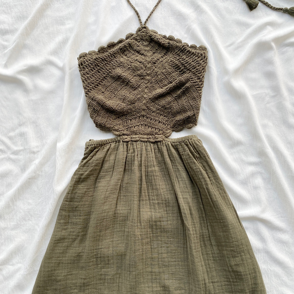GREEN CROCHET HALTER DRESS (Bust : 30-34, Upper Waist : 24-28)