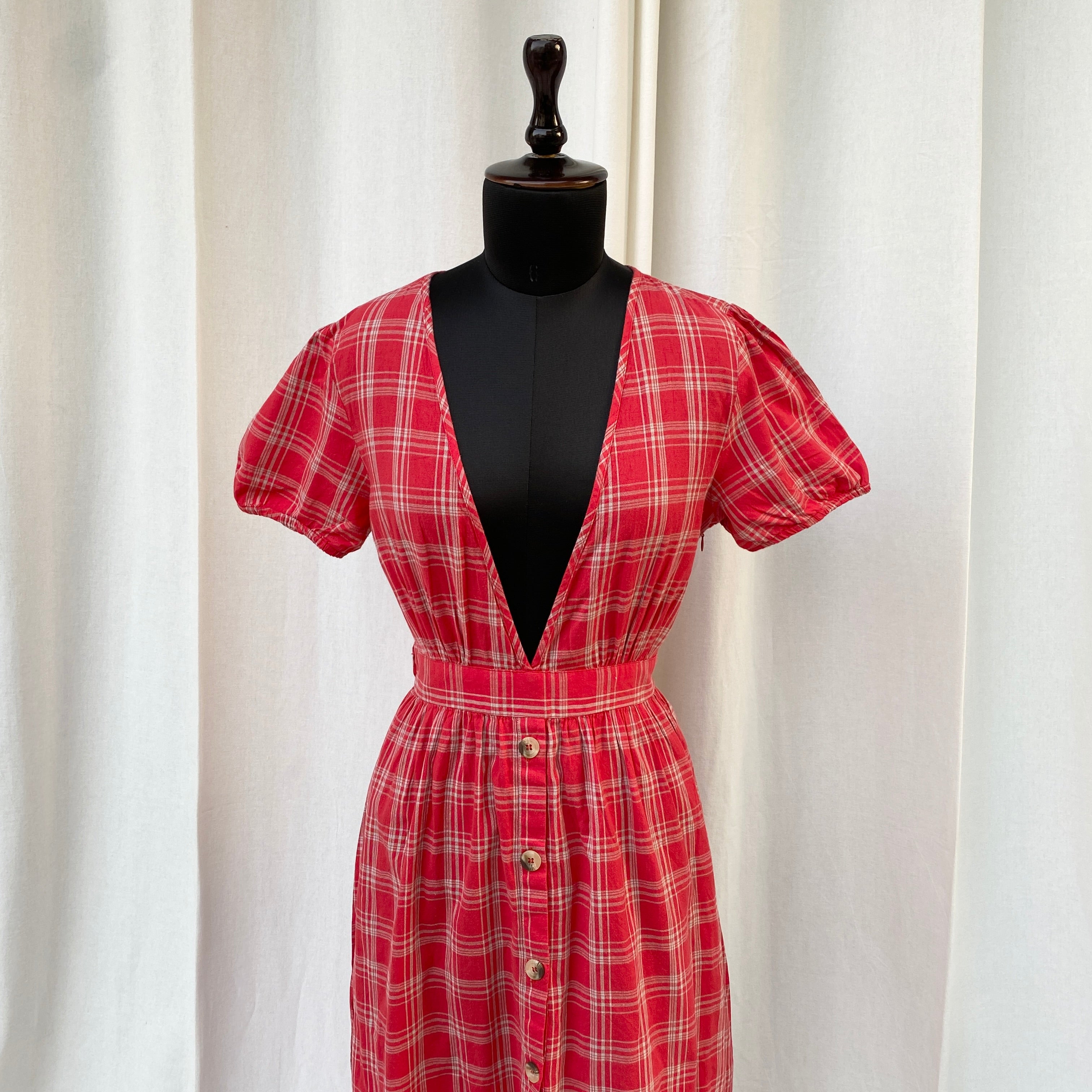 RED PLAID DRESS (Bust : 34-36, Upper Waist : 28-32)