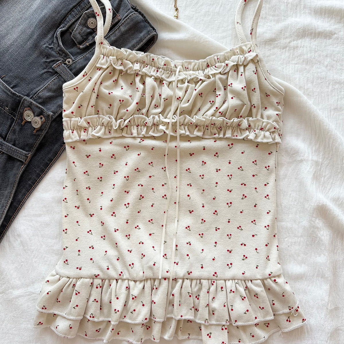 PORCELAIN TOP IN CREAM (Bust :  30-34, Upper Waist : 24-29)