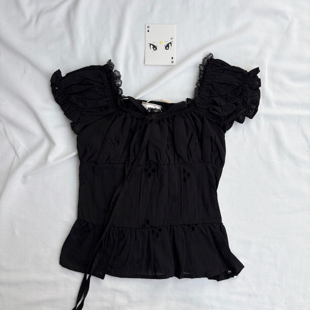 BLACK EYELET TOP (Bust : 28-34, Upper Waist : 23-28)