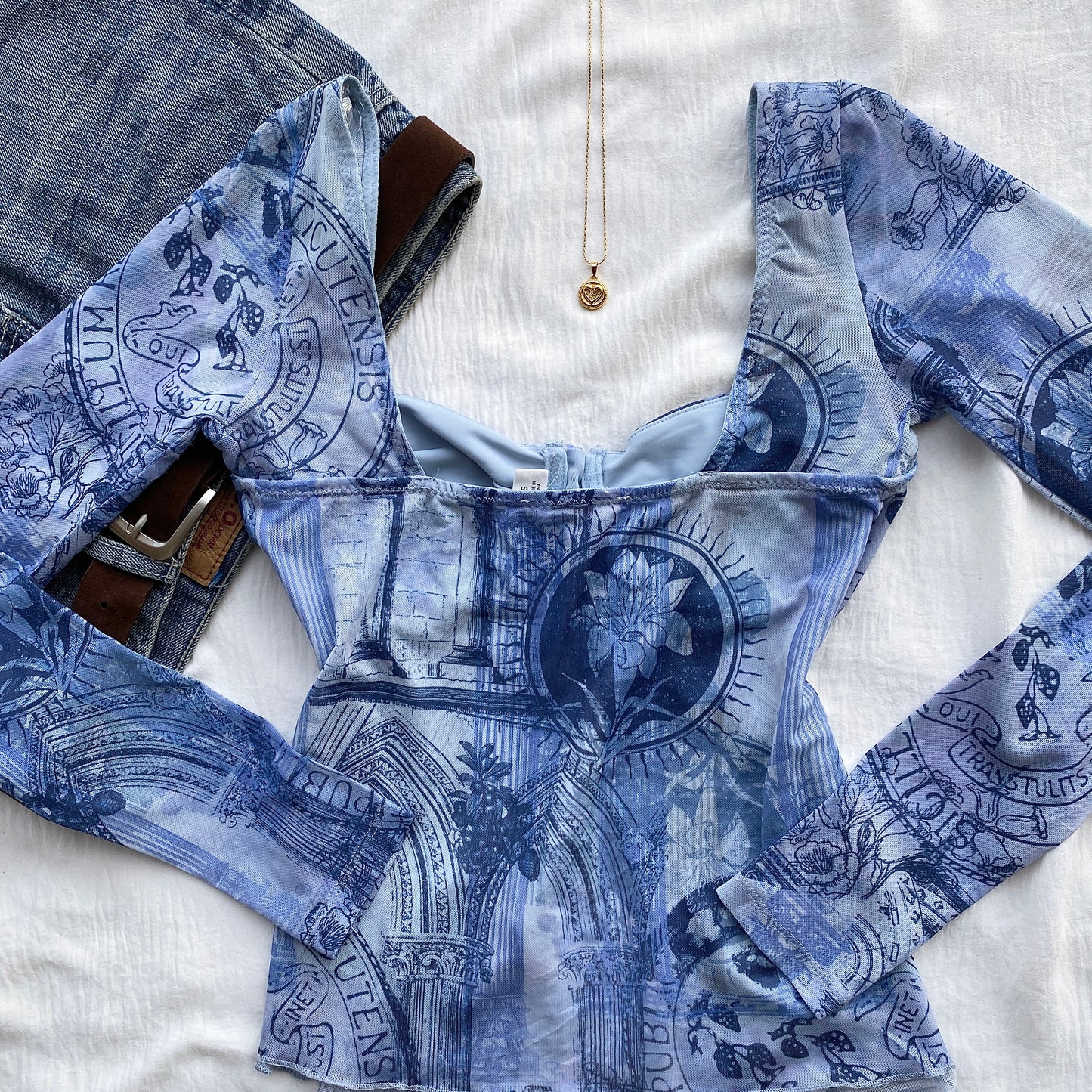 BLUE TOP FROM GLASSONS (Bust : 30-34, Upper Waist : 26-30)