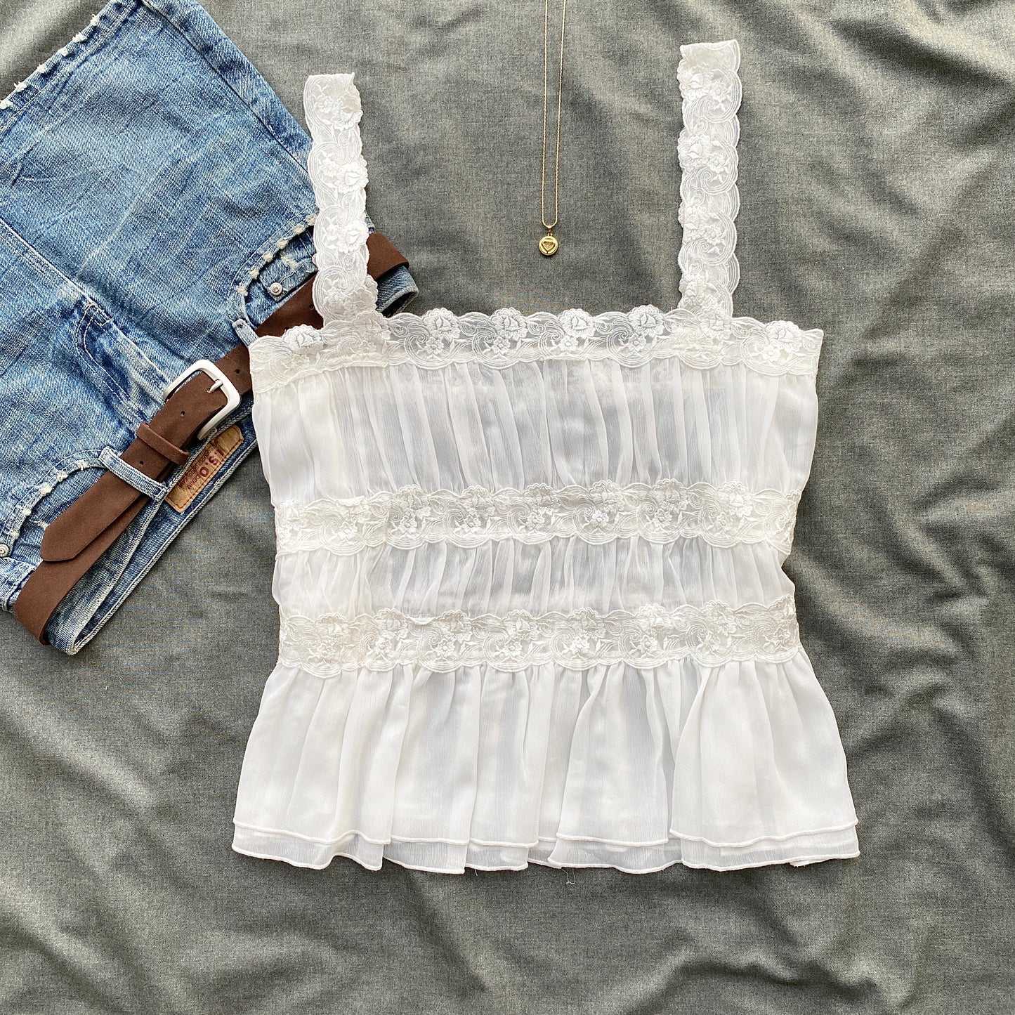 WHITE LACE TOP FROM ANTHROPOLOGY (Sizes available)