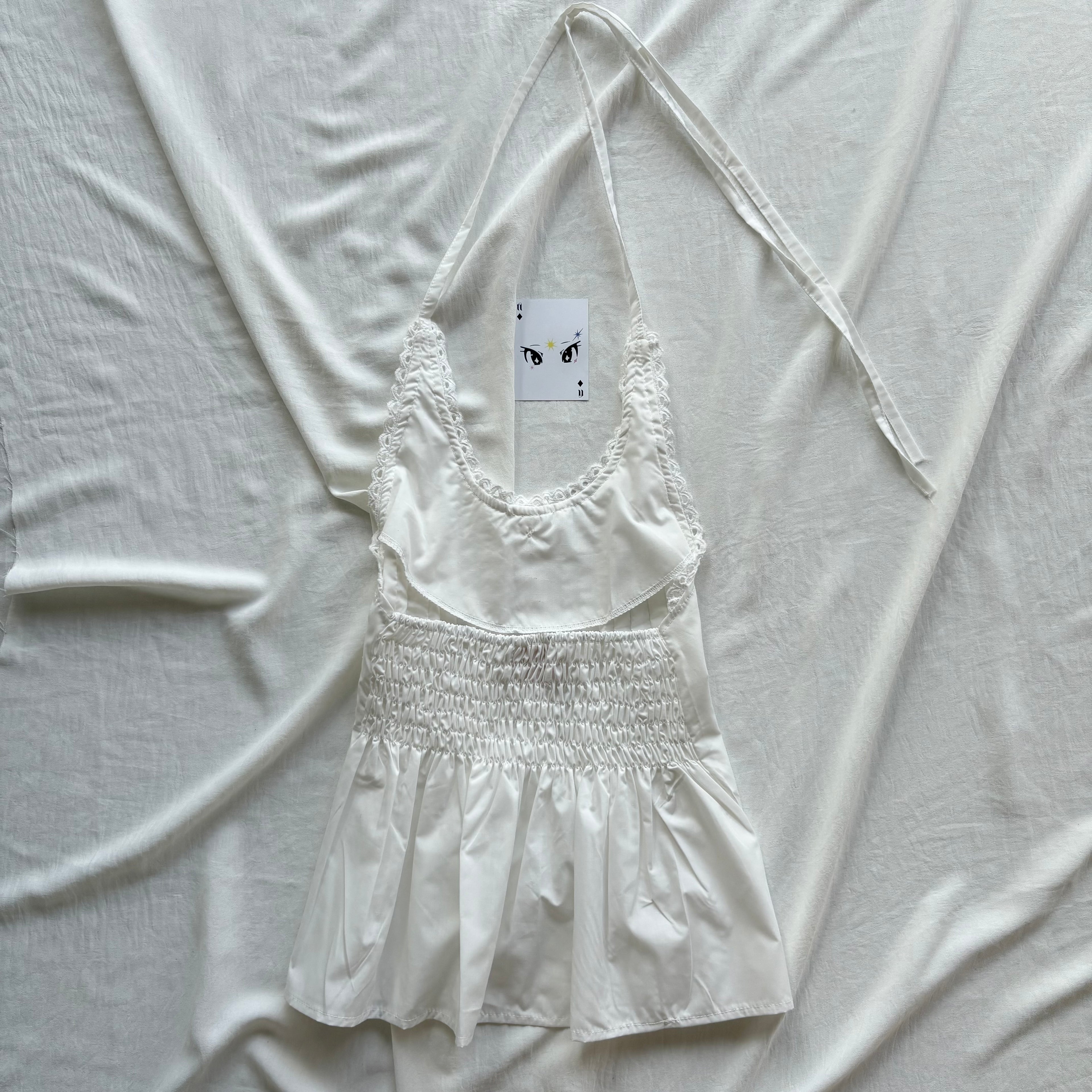 WHITE HALTER TOP  (Bust : 30-34, Upper Waist : 24-28)