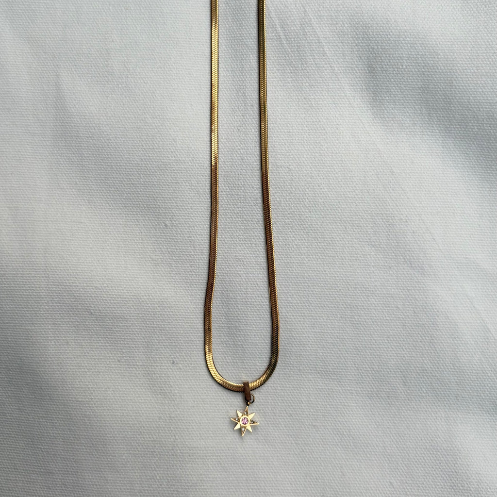 STAR NECKLACE
