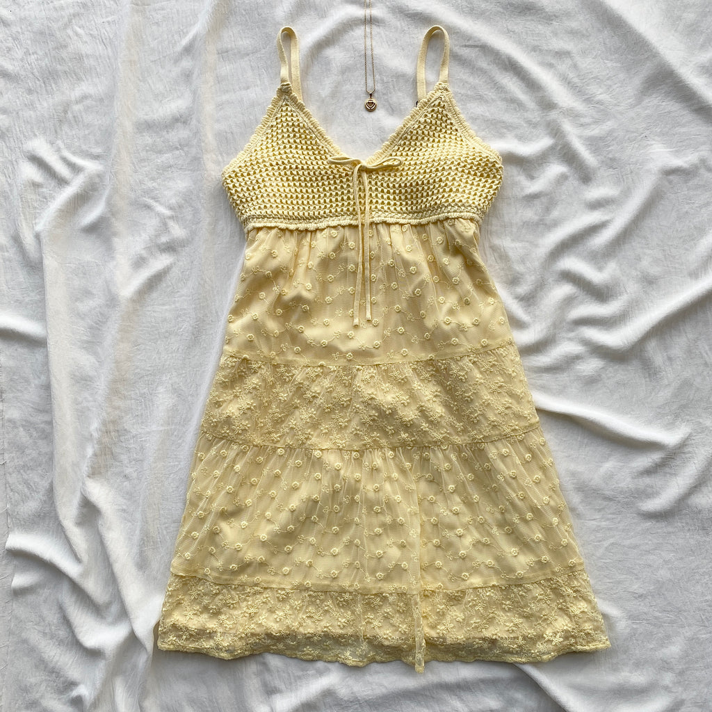 YELLOW CROCHET DRESS FROM HOLLISTER (Bust : 30-34, Upper Waist : 24-28)