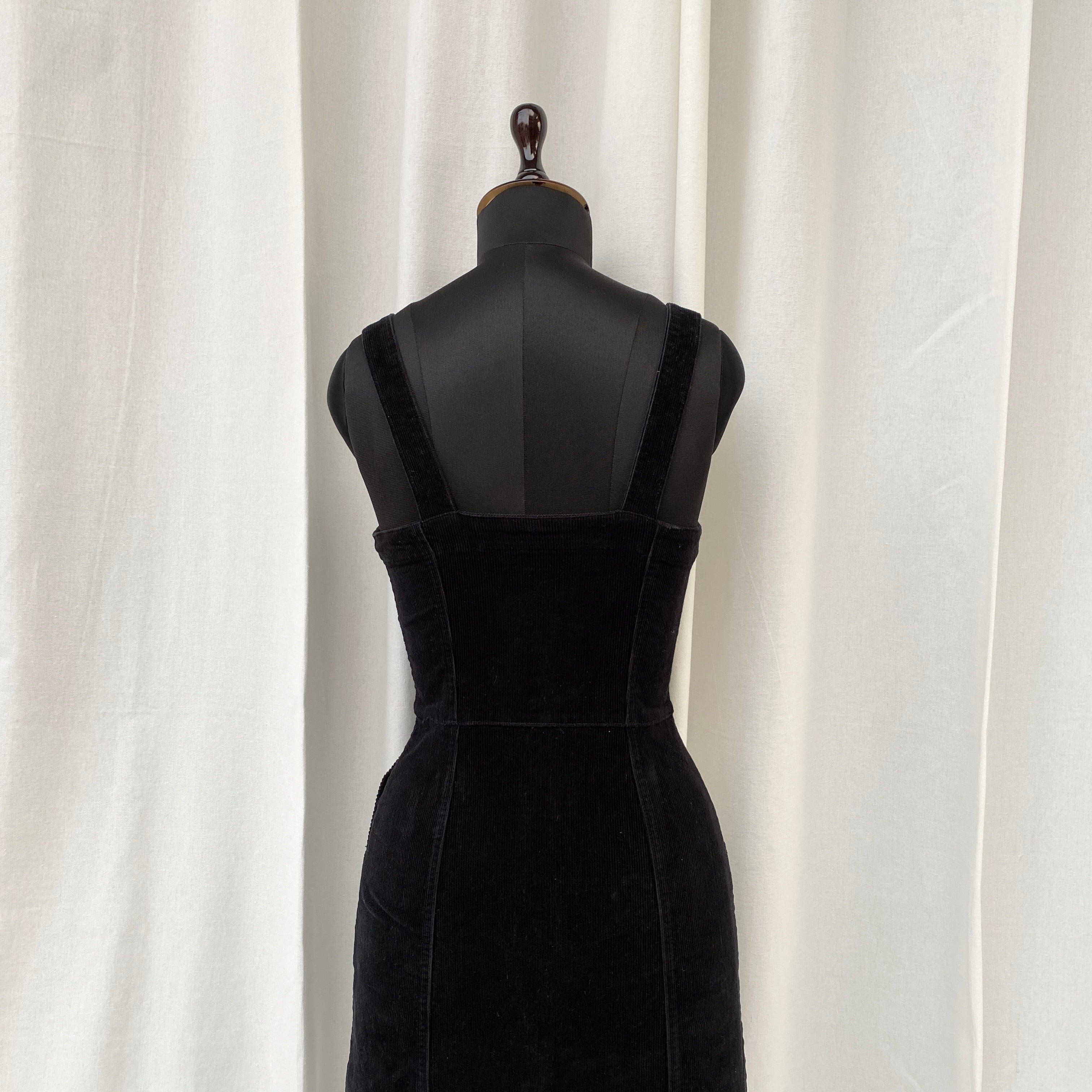 BLACK CORDUROY DRESS (Bust : 28-32, Upper Waist : 24-26)