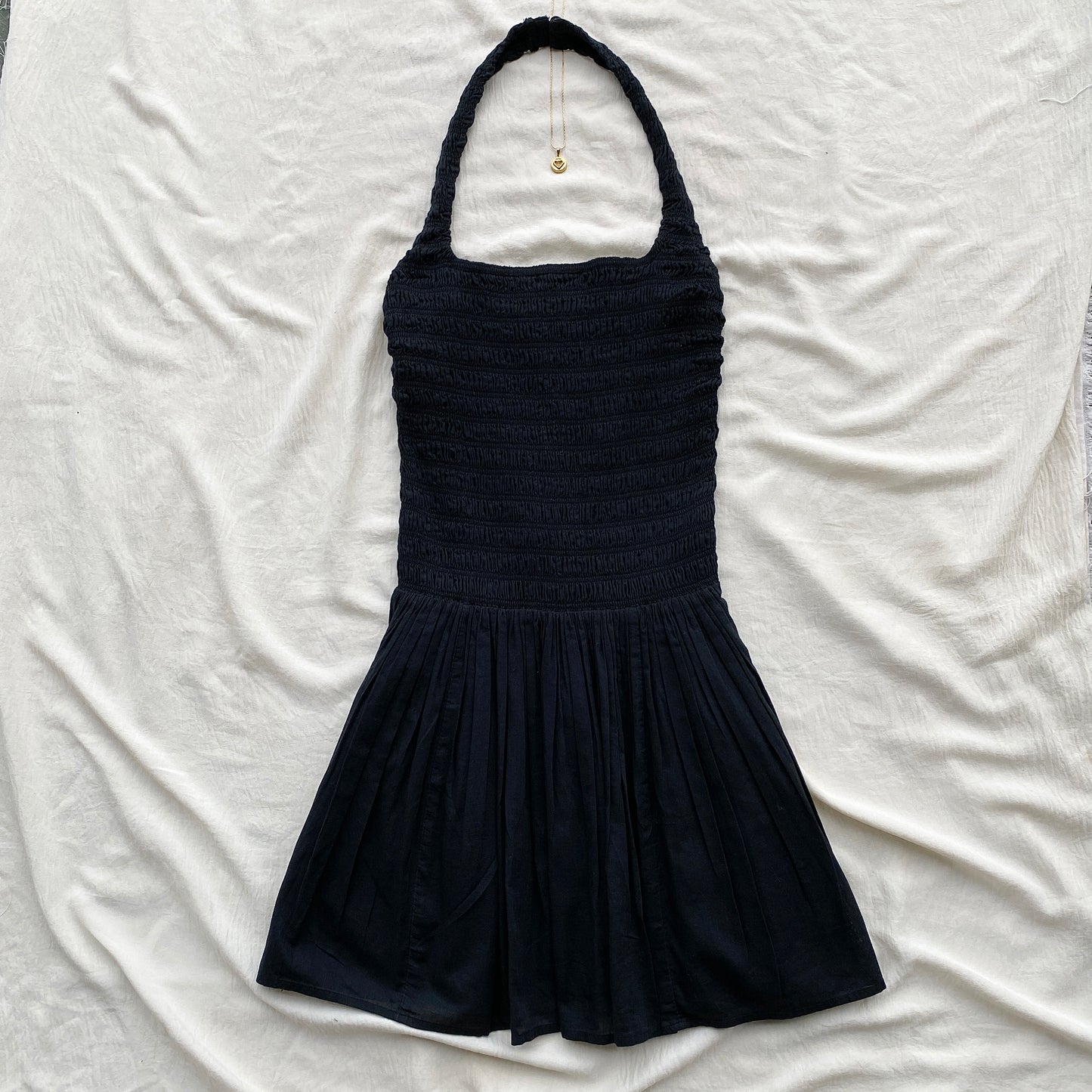BLACK HALTER DRESS FROM ABERCROMBIE AND FITCH (Bust : 28-32, Upper Waist : 23-28)