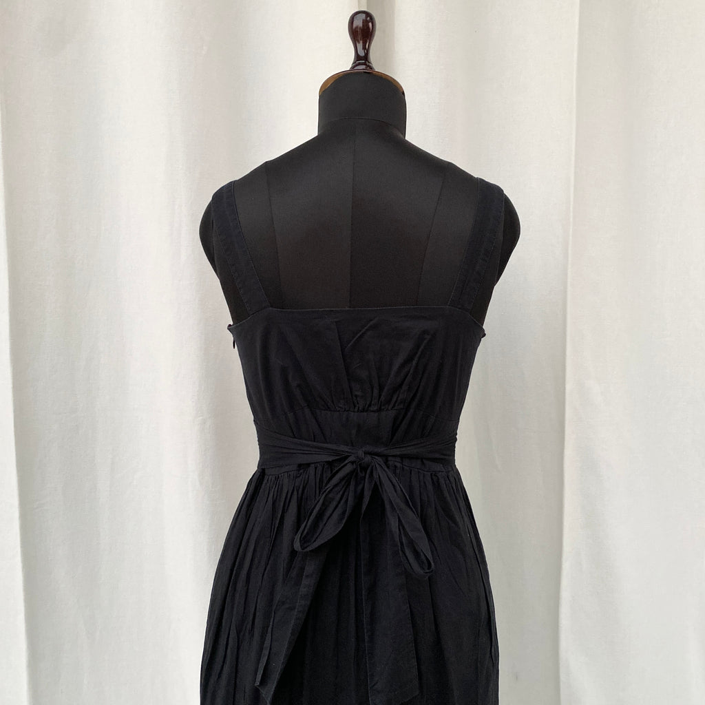 BLACK DRESS (Bust : 30-34, Upper Waist : 26-29)