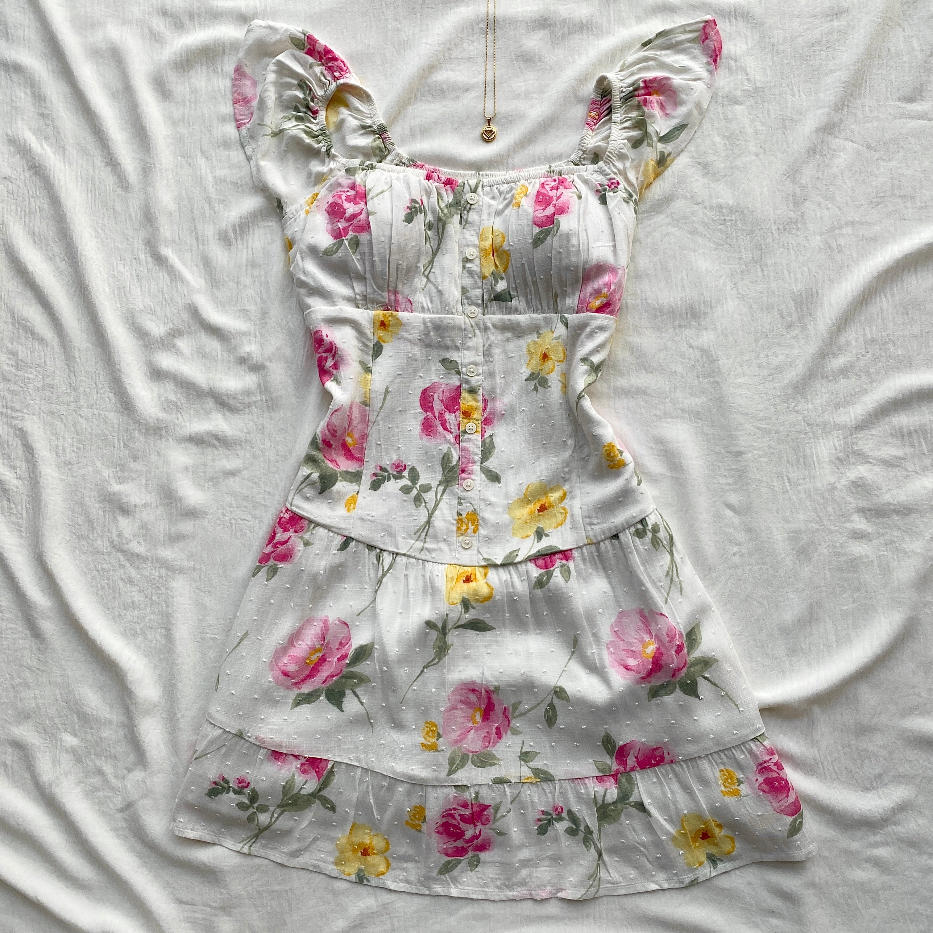 FLORAL DRESS FROM HOLLISTER (Bust : 32-34, Upper Waist : 24-28)