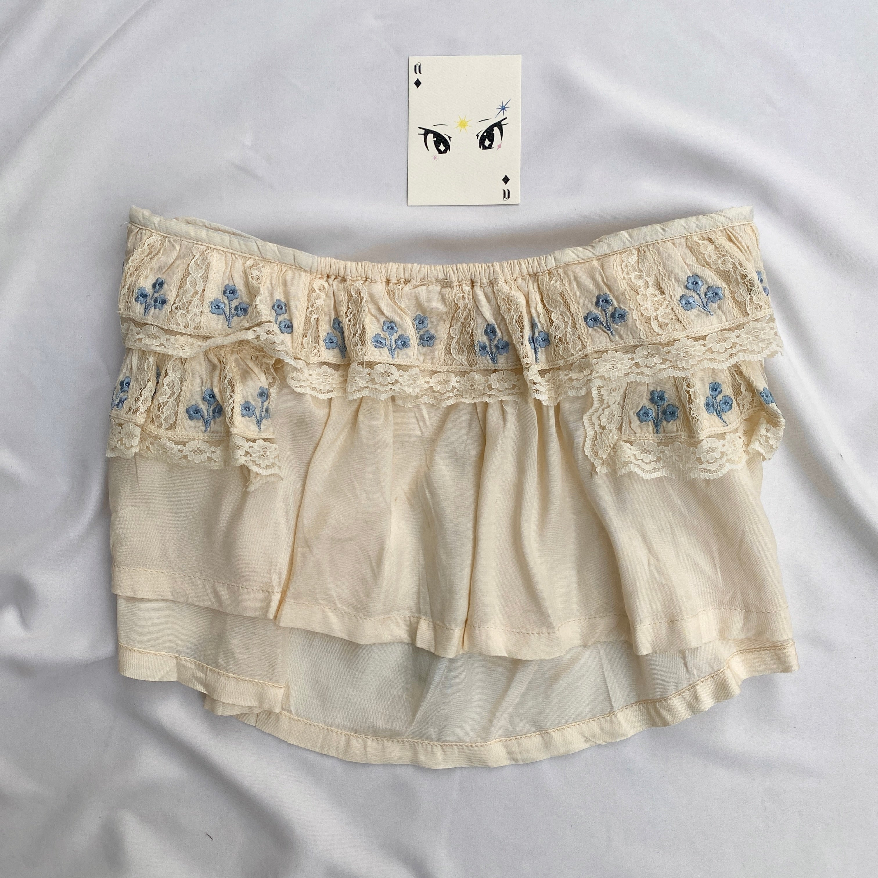 WHITE FRILLY TOP FROM FREE PEOPLE (Bust : 34-36, Upper Waist : 28-30)
