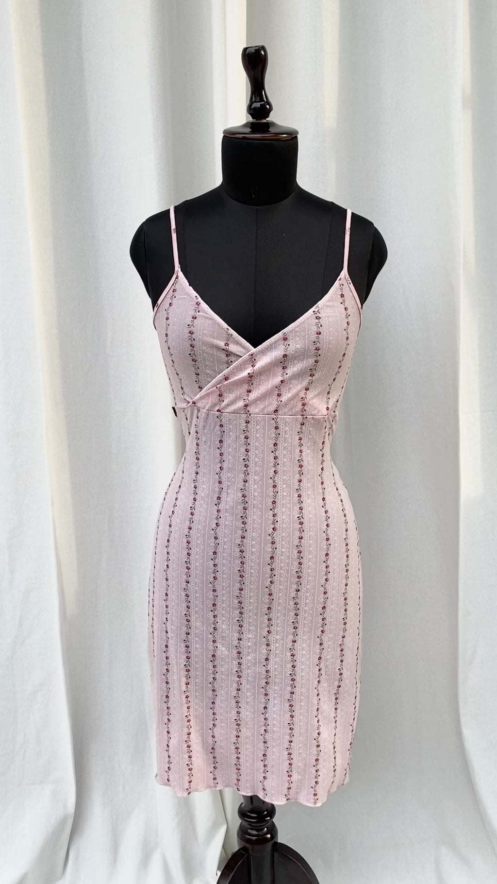 DISTY FLORAL DRESS (Bust : 32-34, Upper Waist : 28-34)