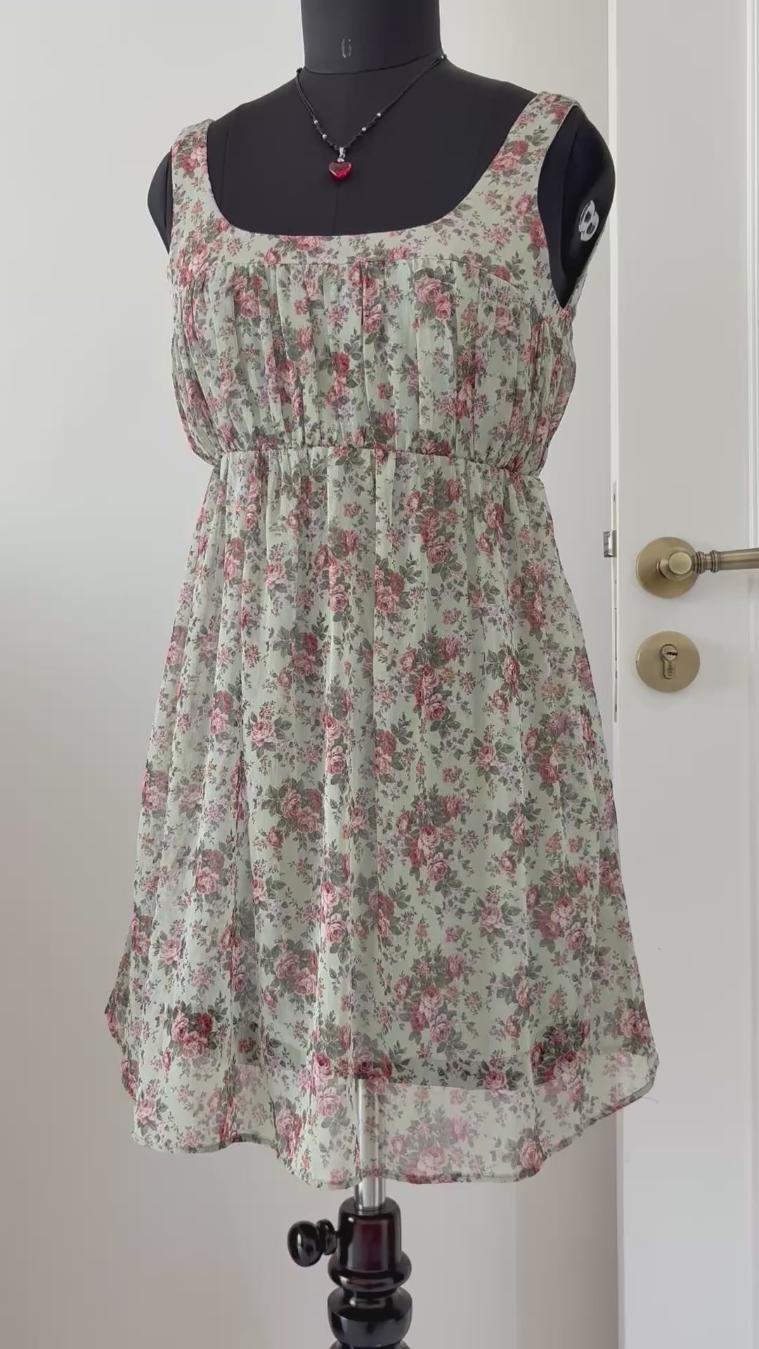 FLORAL DRESS FROM ZARA (Bust : 32-34, Upper Waist : 26-29)